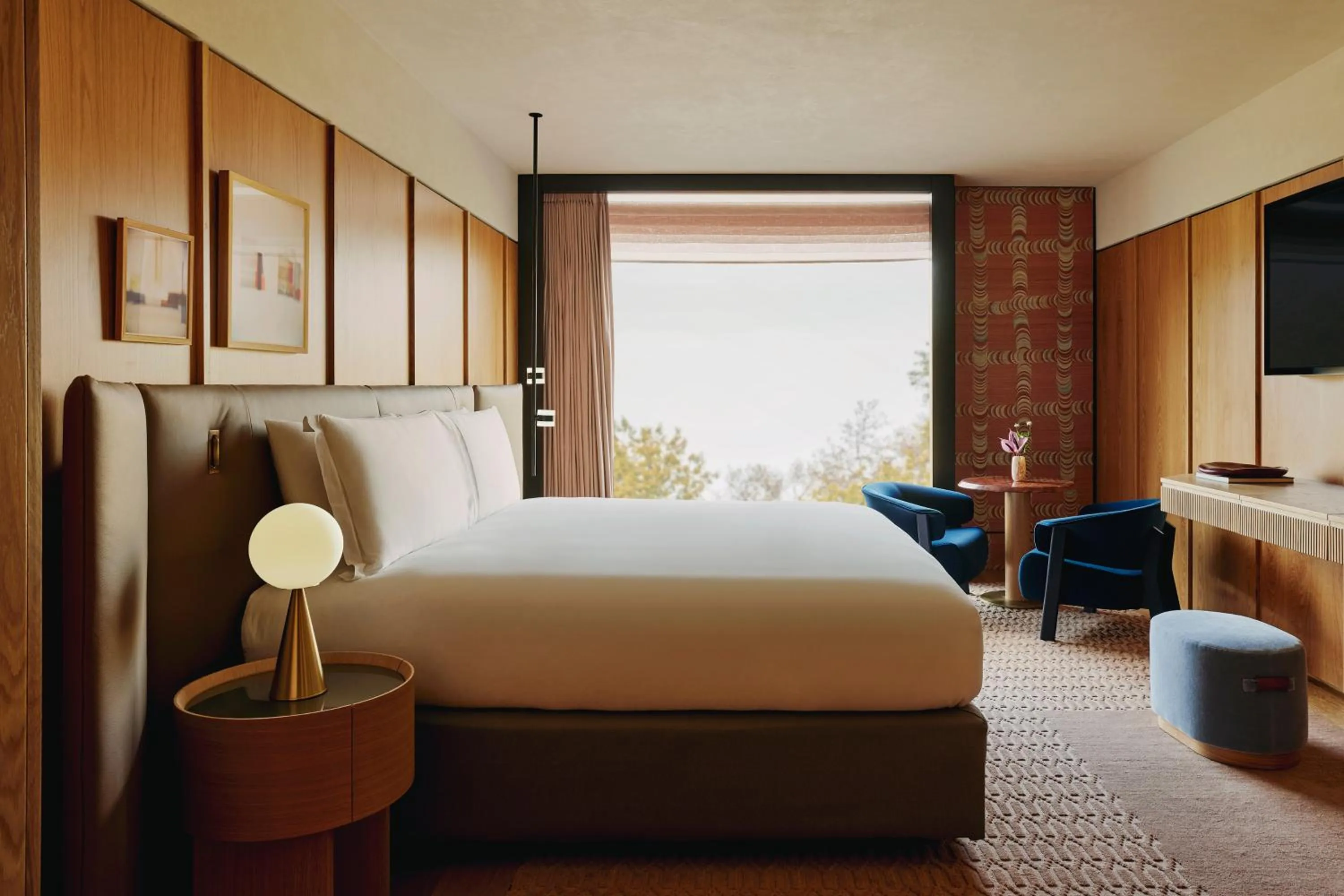 Bedroom, Bed in The Emory, Maybourne