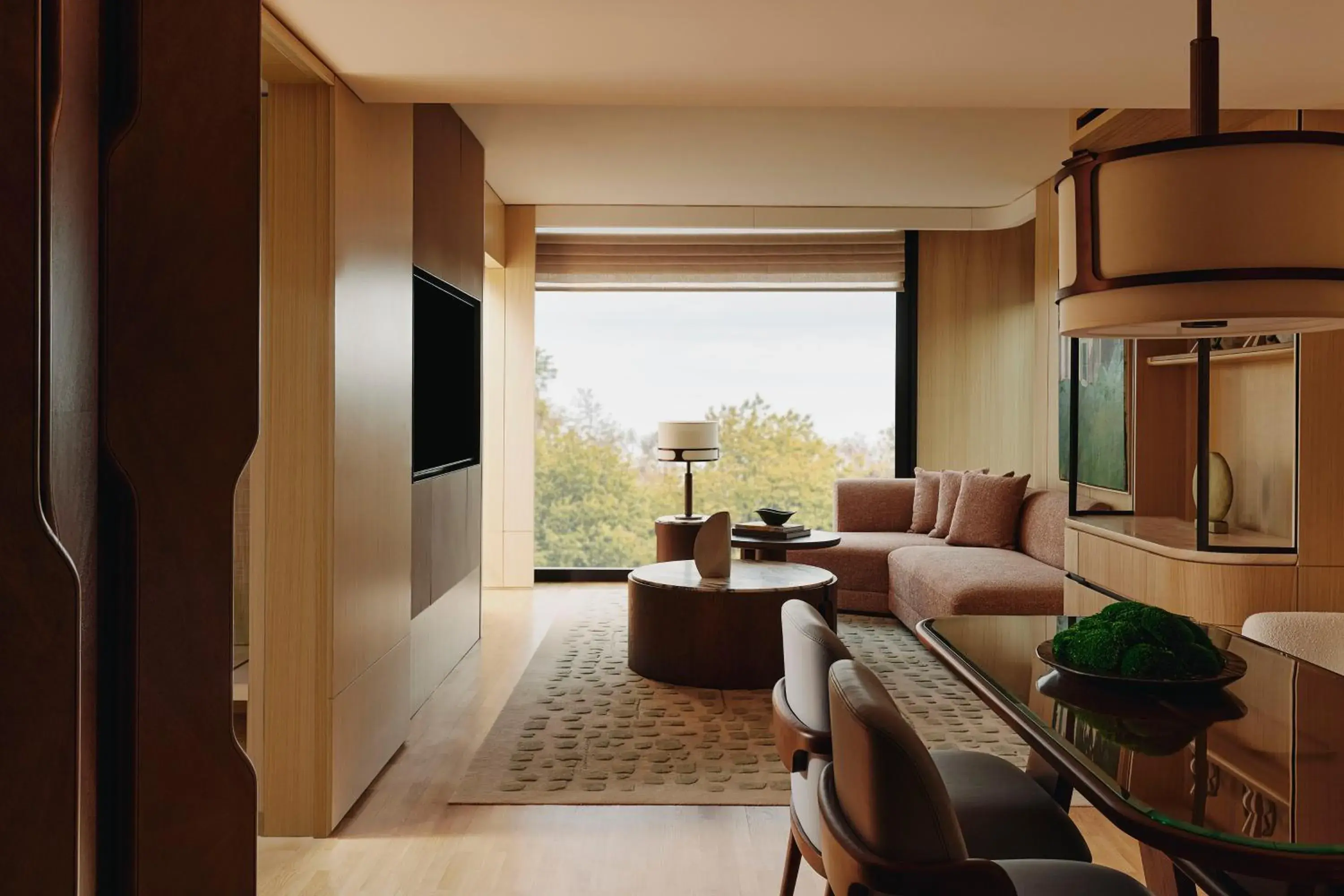 Corner Park Suite in The Emory, Maybourne Corner Park Suite in The Emory, Maybourne