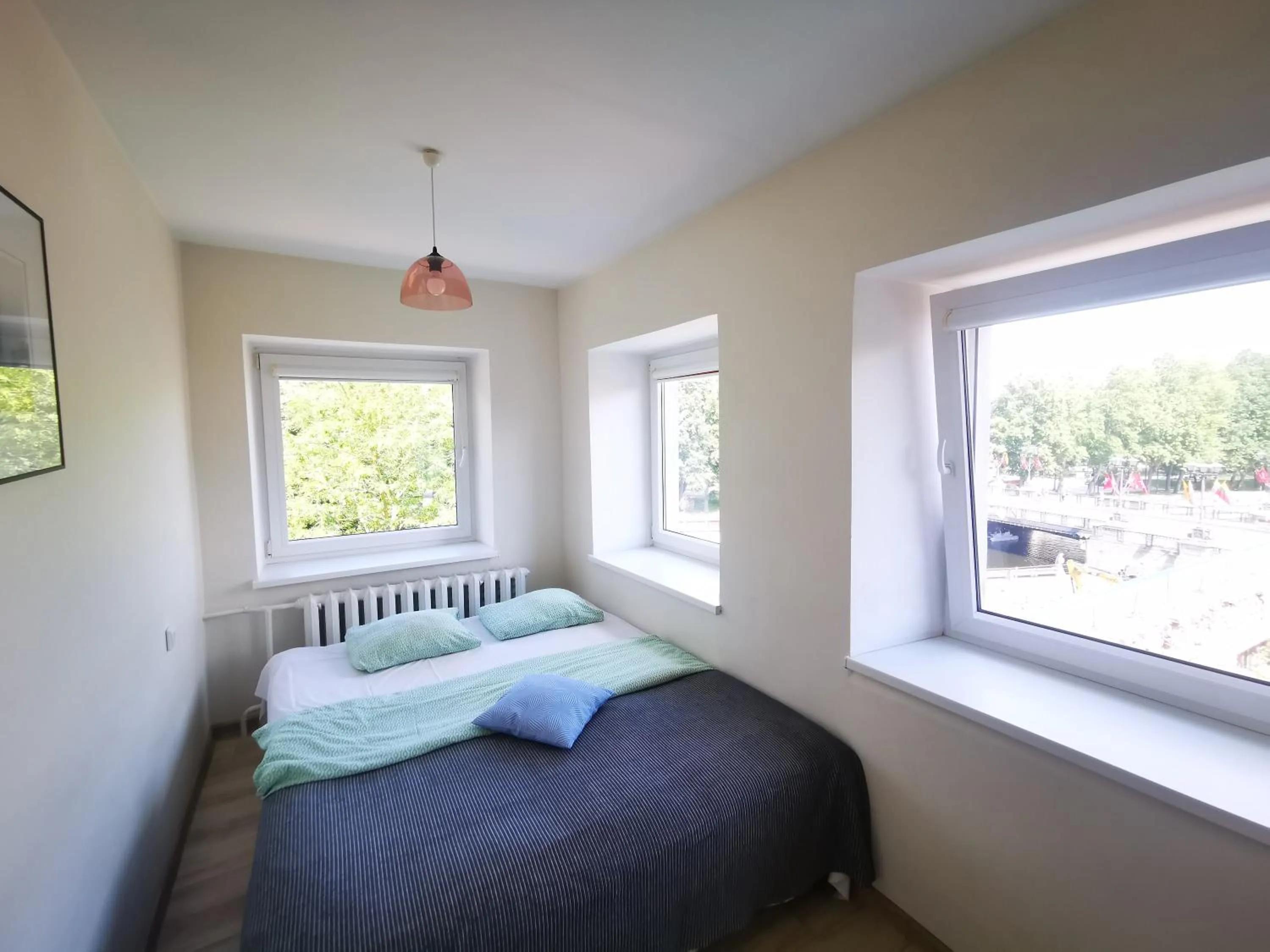 Photo of the whole room in River Apartment