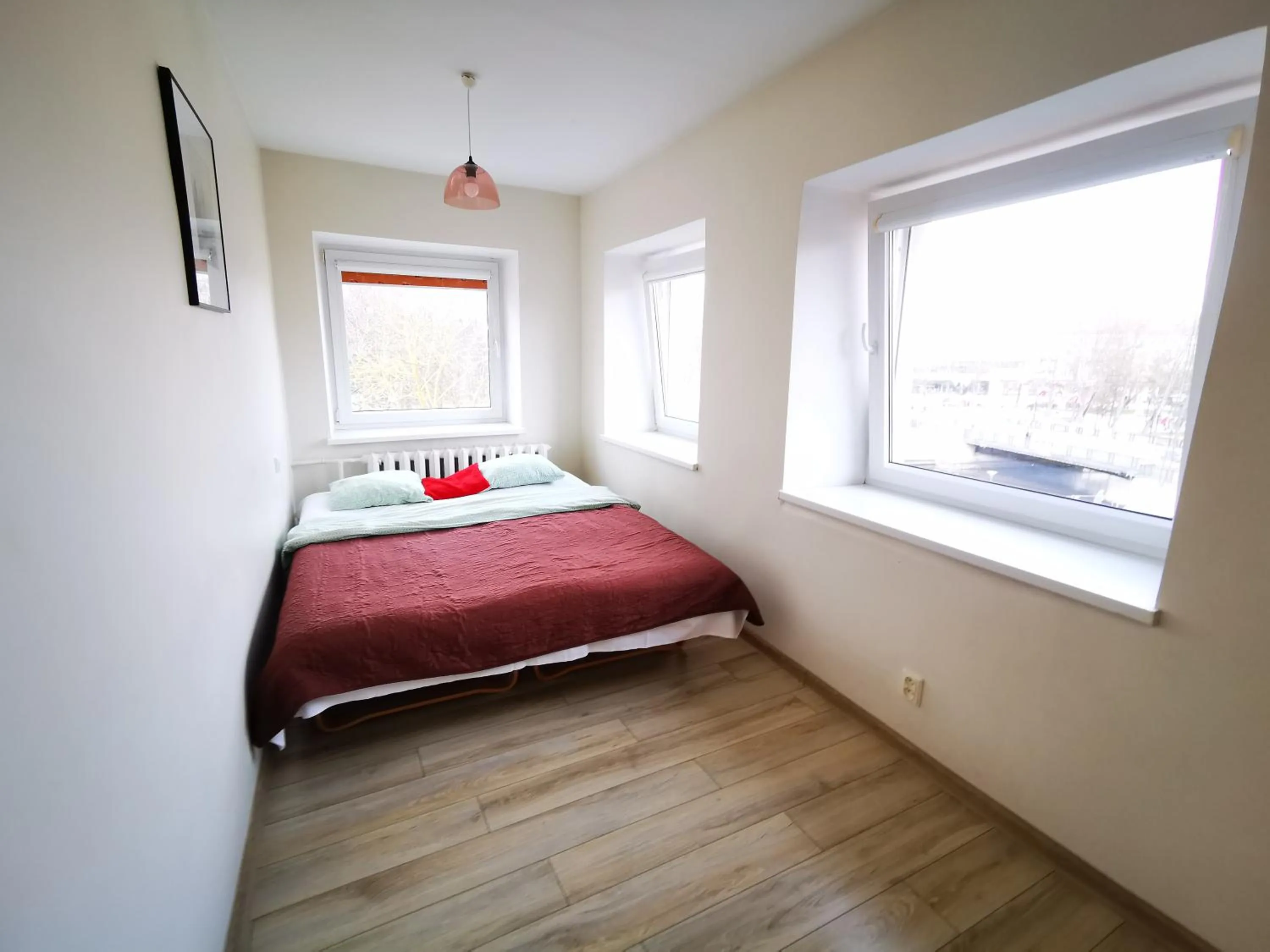 Photo of the whole room in River Apartment