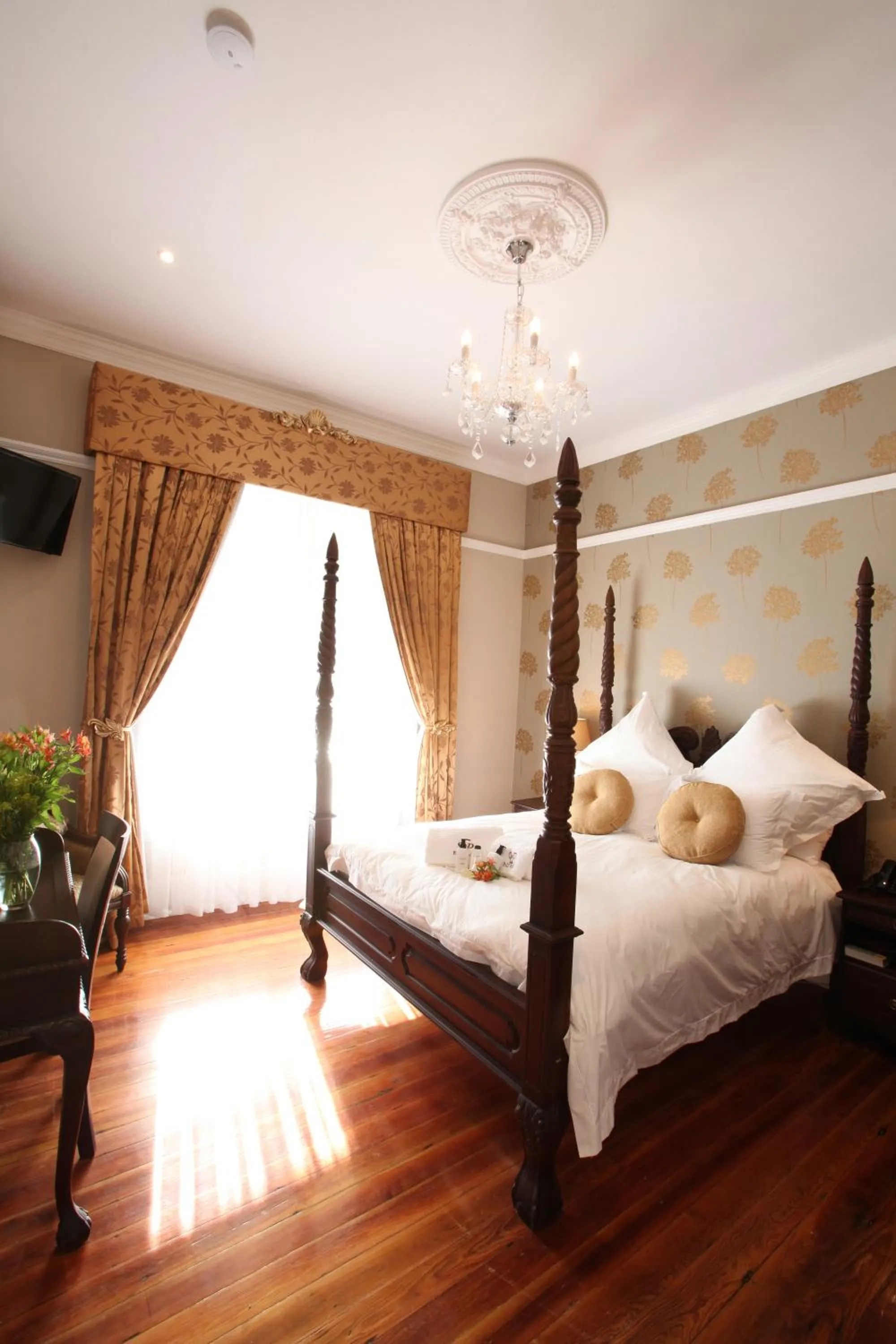 Photo of the whole room, Bed in Park Place Boutique Guesthouse
