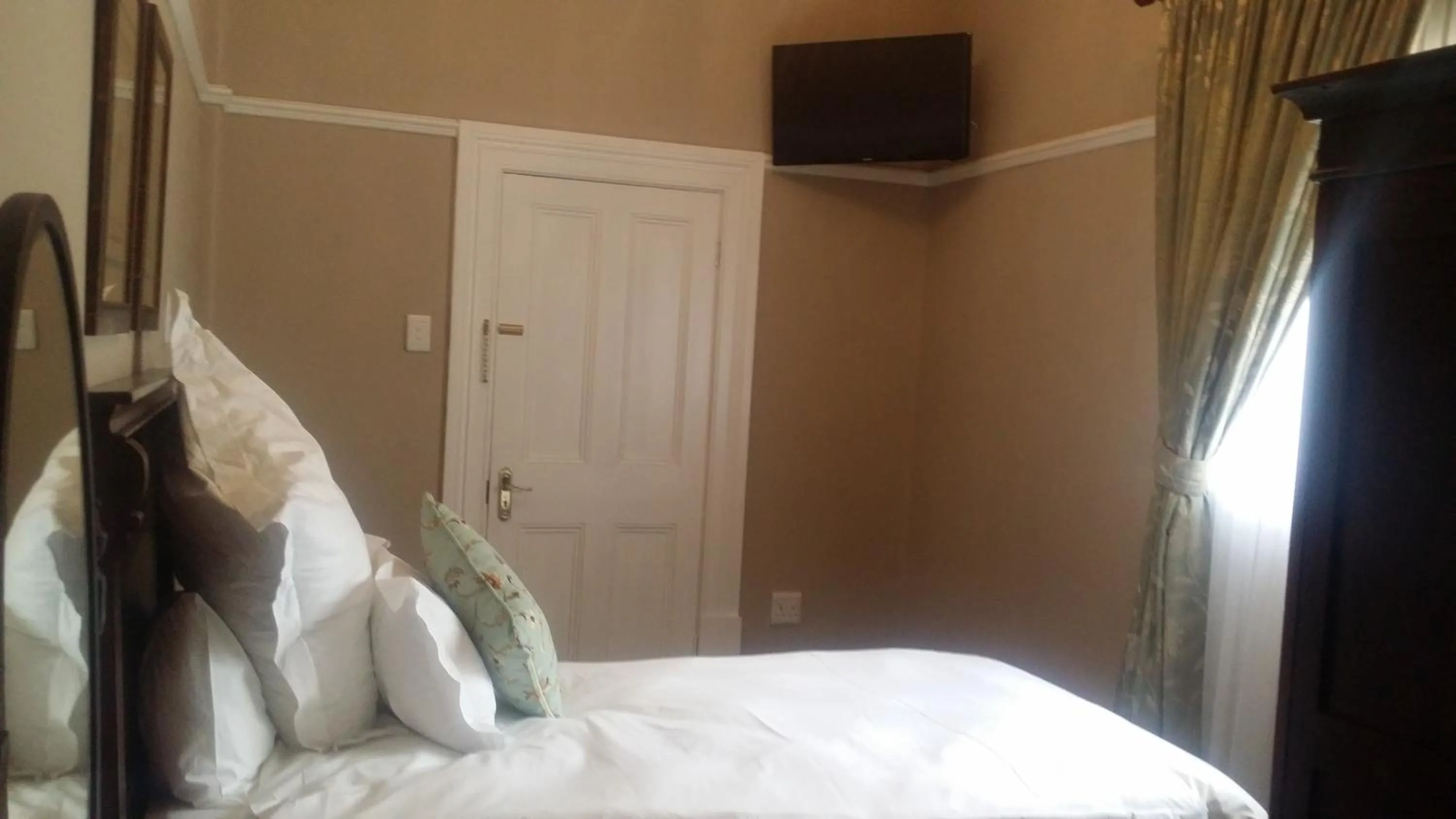 Day, Bed in Park Place Boutique Guesthouse