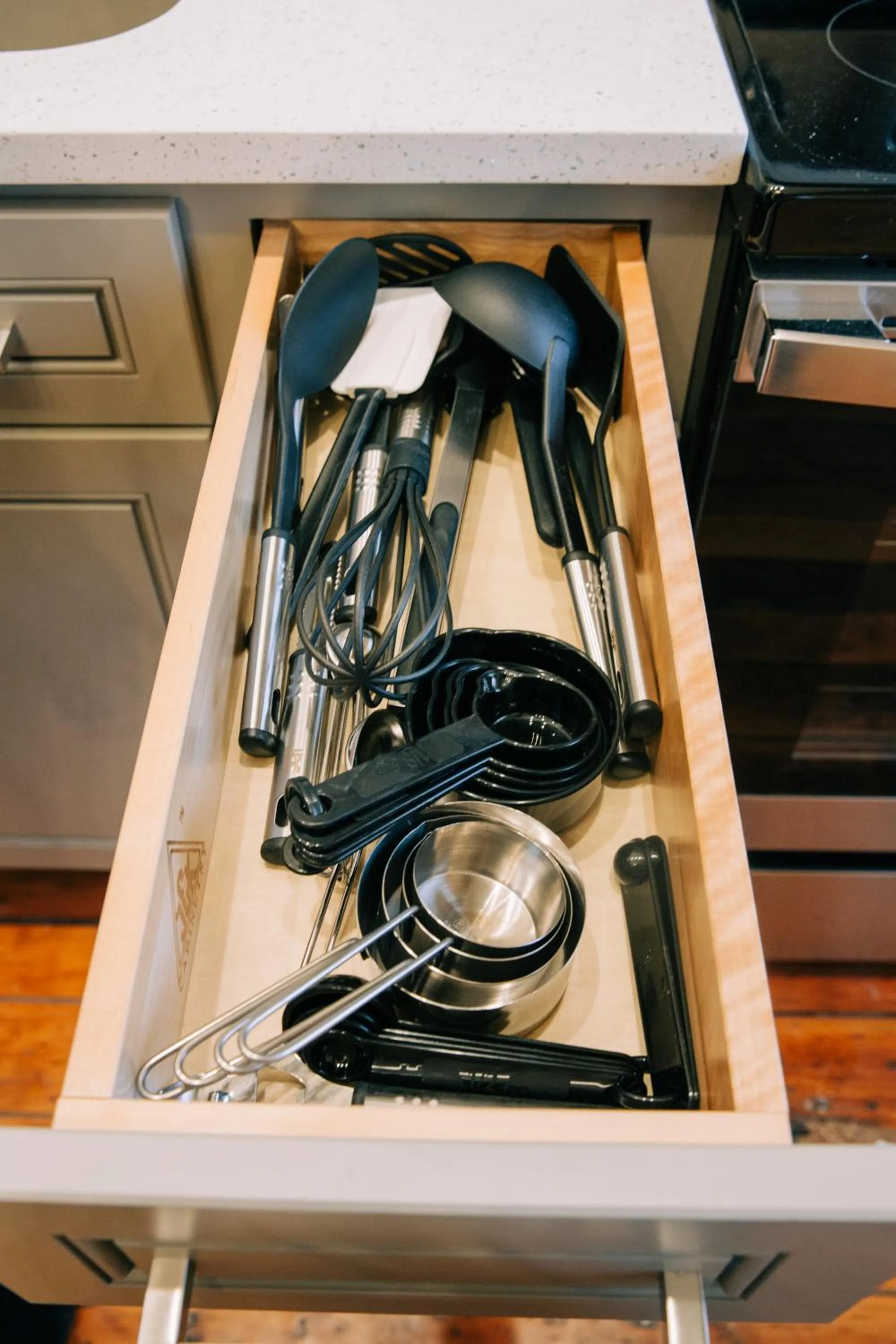 Kitchen or kitchenette in The St. Clair