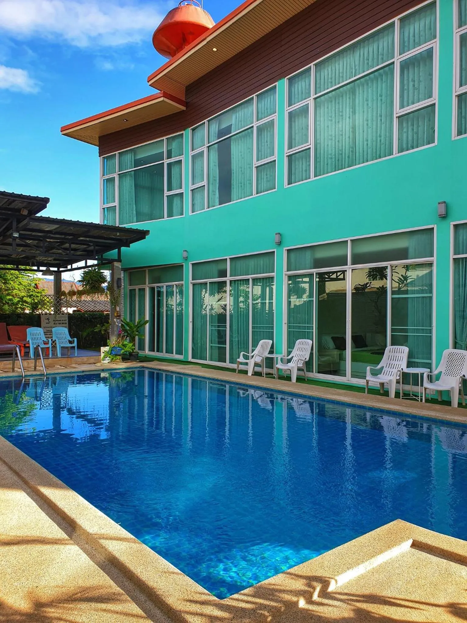 Swimming pool in Saranya River House สรัญญาริเวอร์เฮาส์