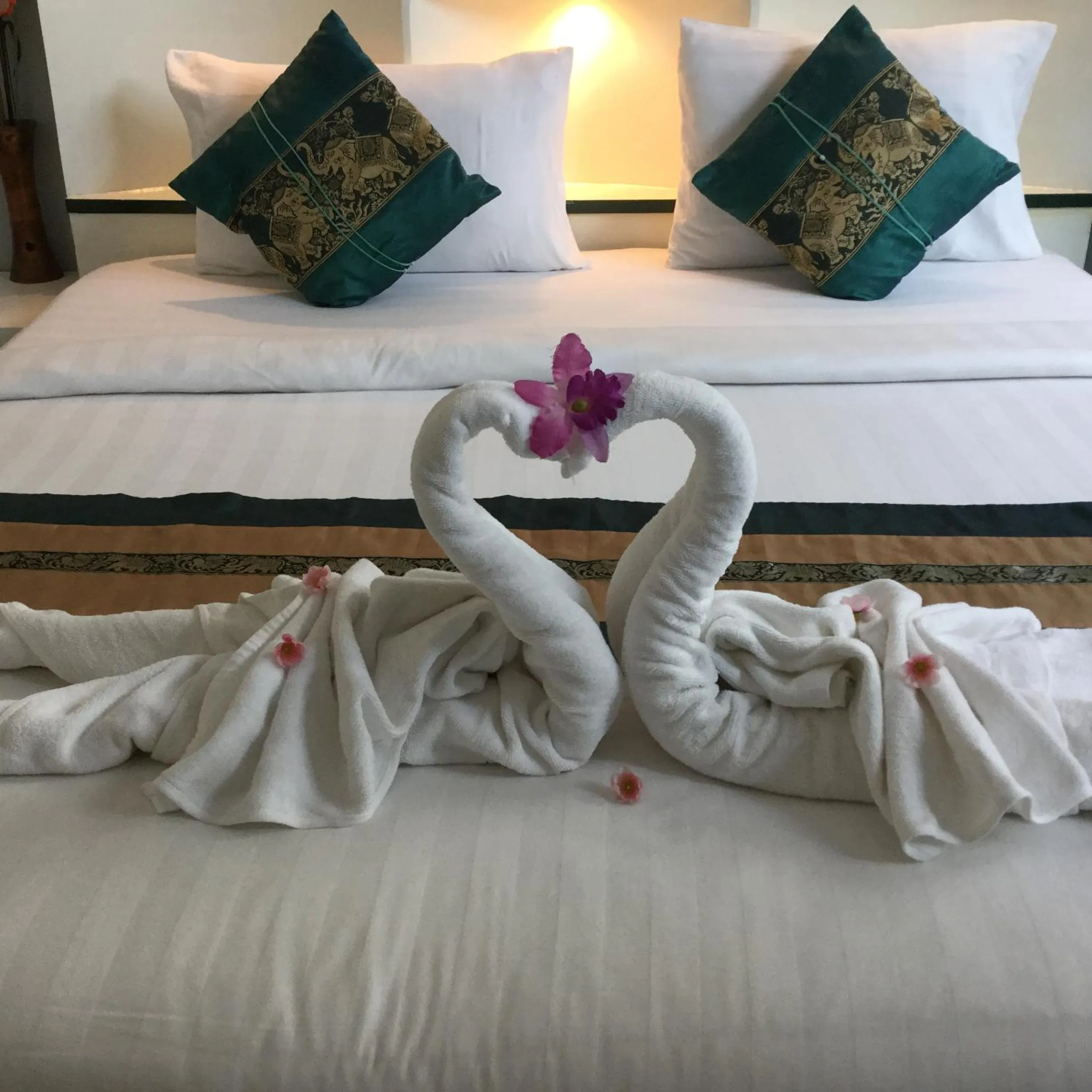 Bed in Saranya River House สรัญญาริเวอร์เฮาส์