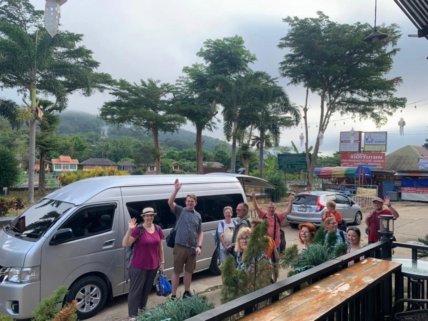 Garden in Saranya River House สรัญญาริเวอร์เฮาส์