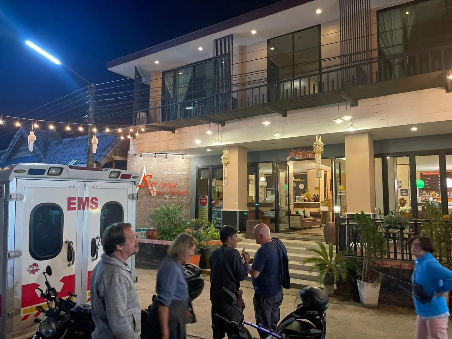 Restaurant/places to eat in Saranya River House สรัญญาริเวอร์เฮาส์