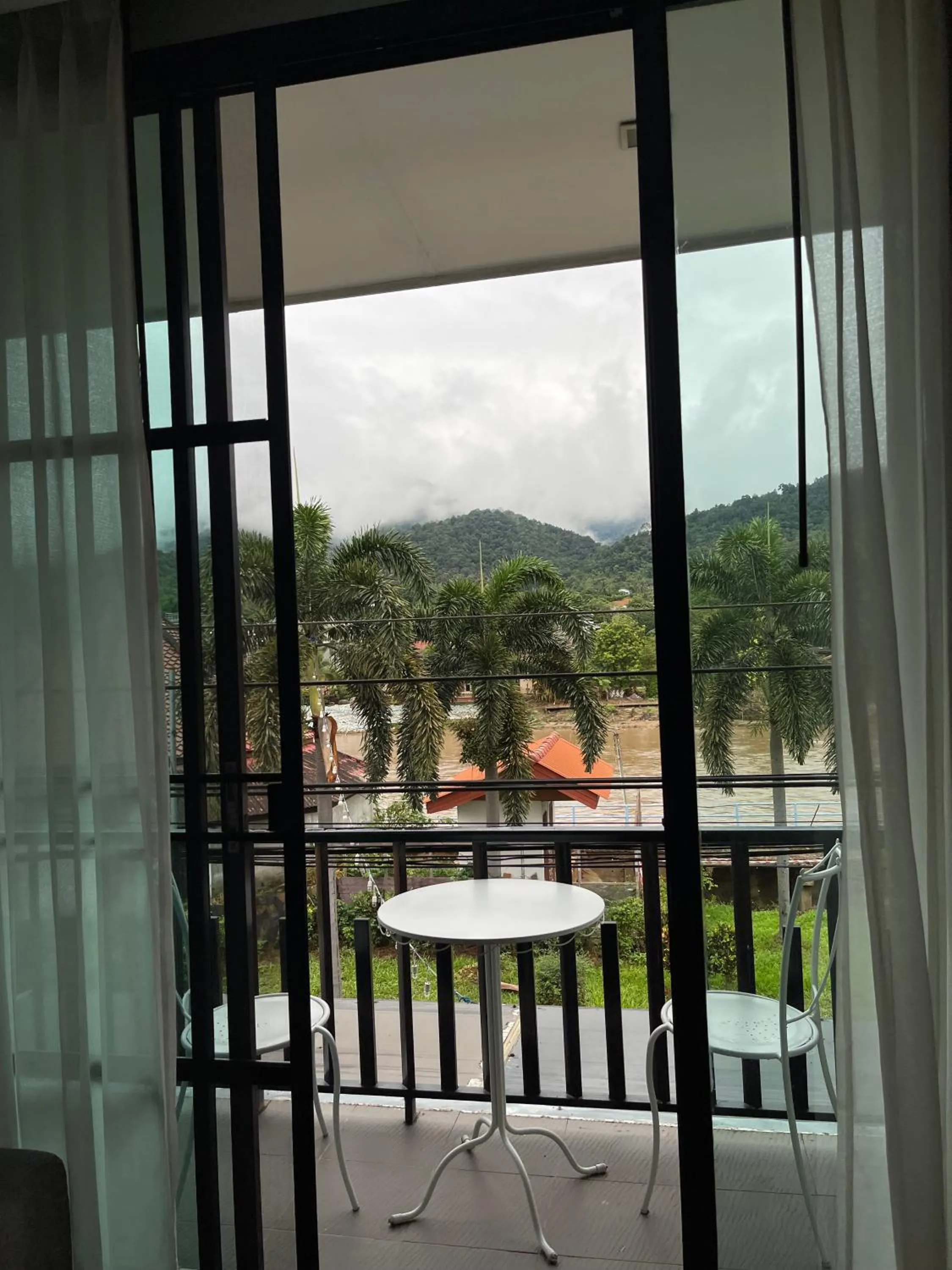 Saranya River House สรัญญาริเวอร์เฮาส์