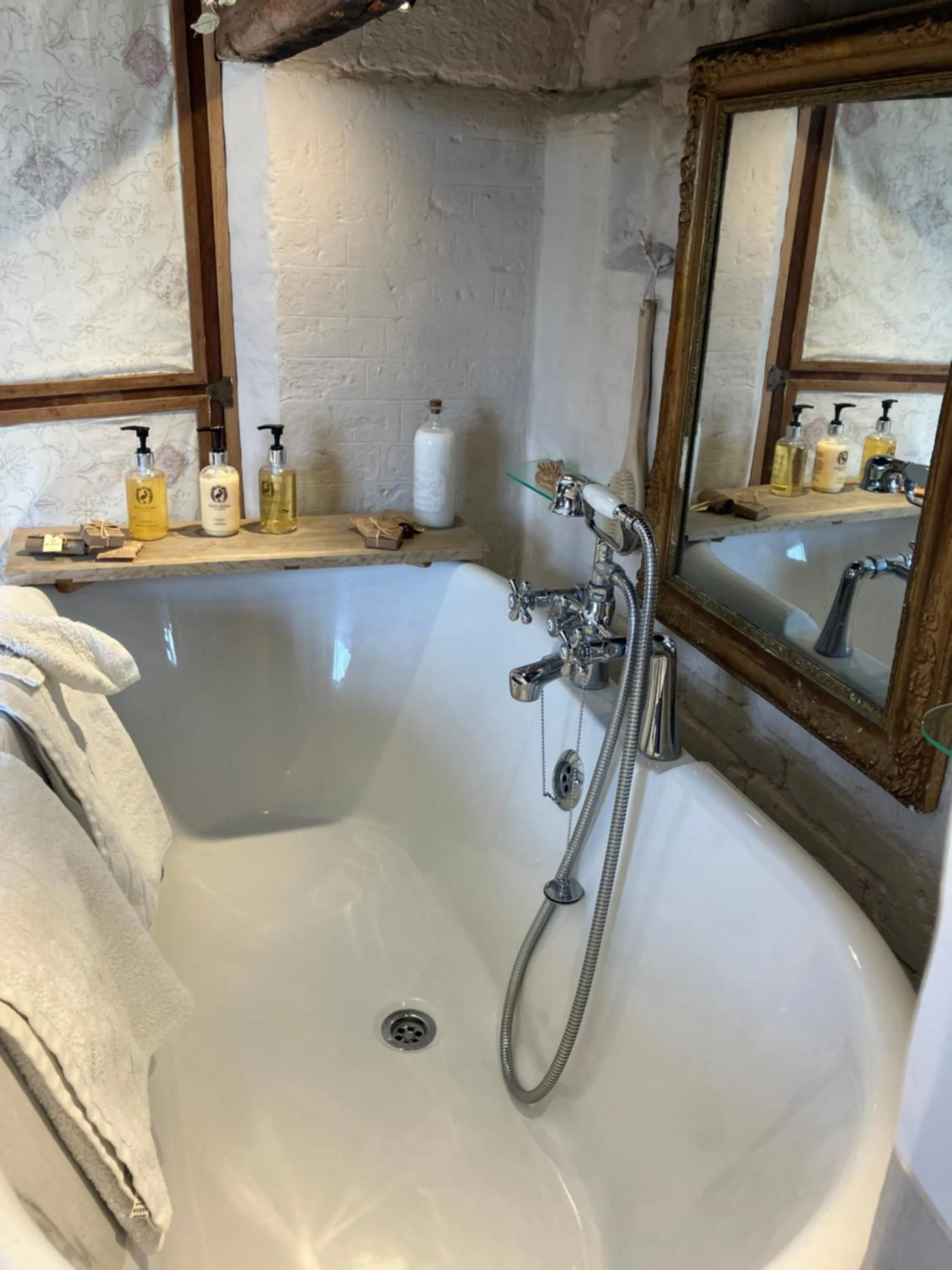 Valley Farmhouse, Westhall