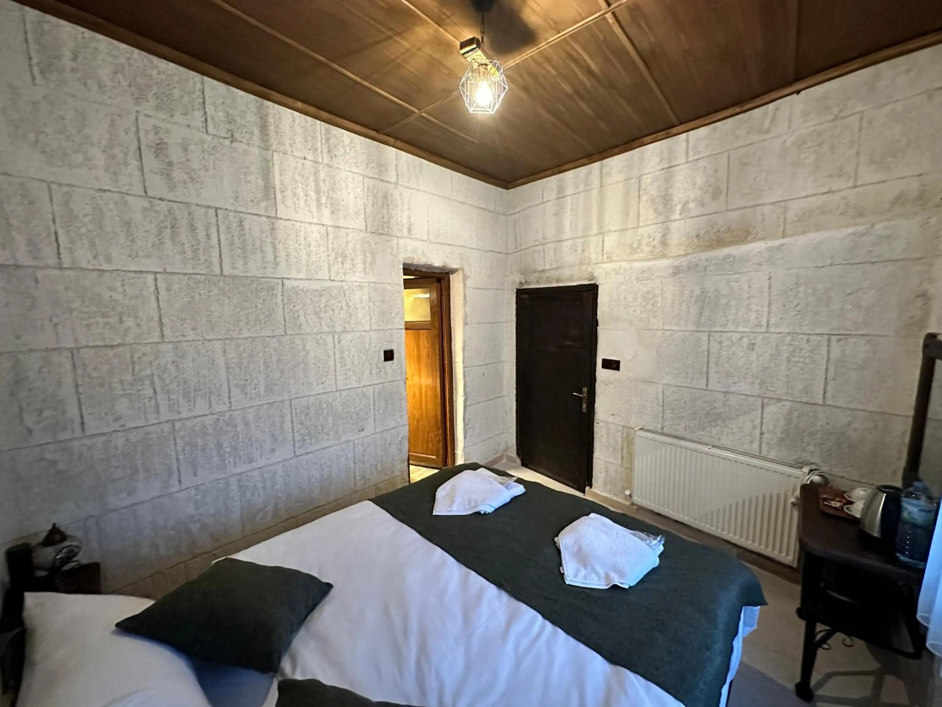 Bed in Turan Cappadocia Cave