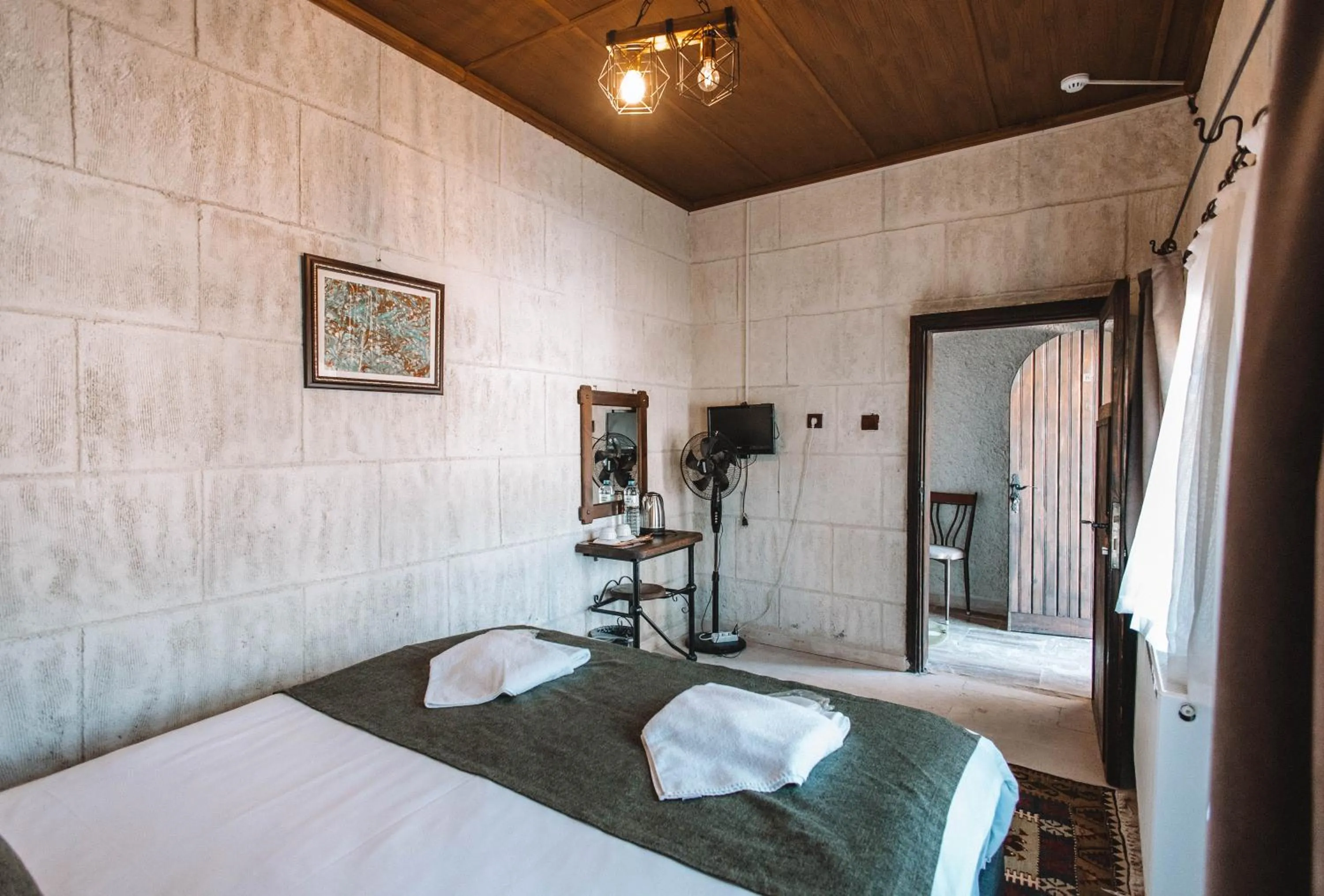 Bed in Turan Cappadocia Cave