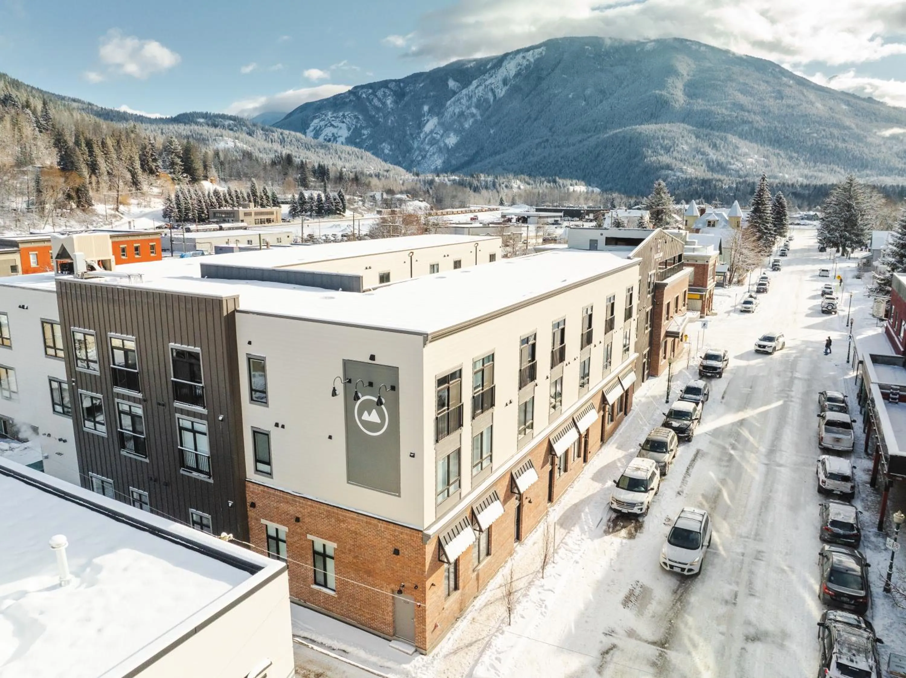 Property building in Basecamp Suites Revelstoke