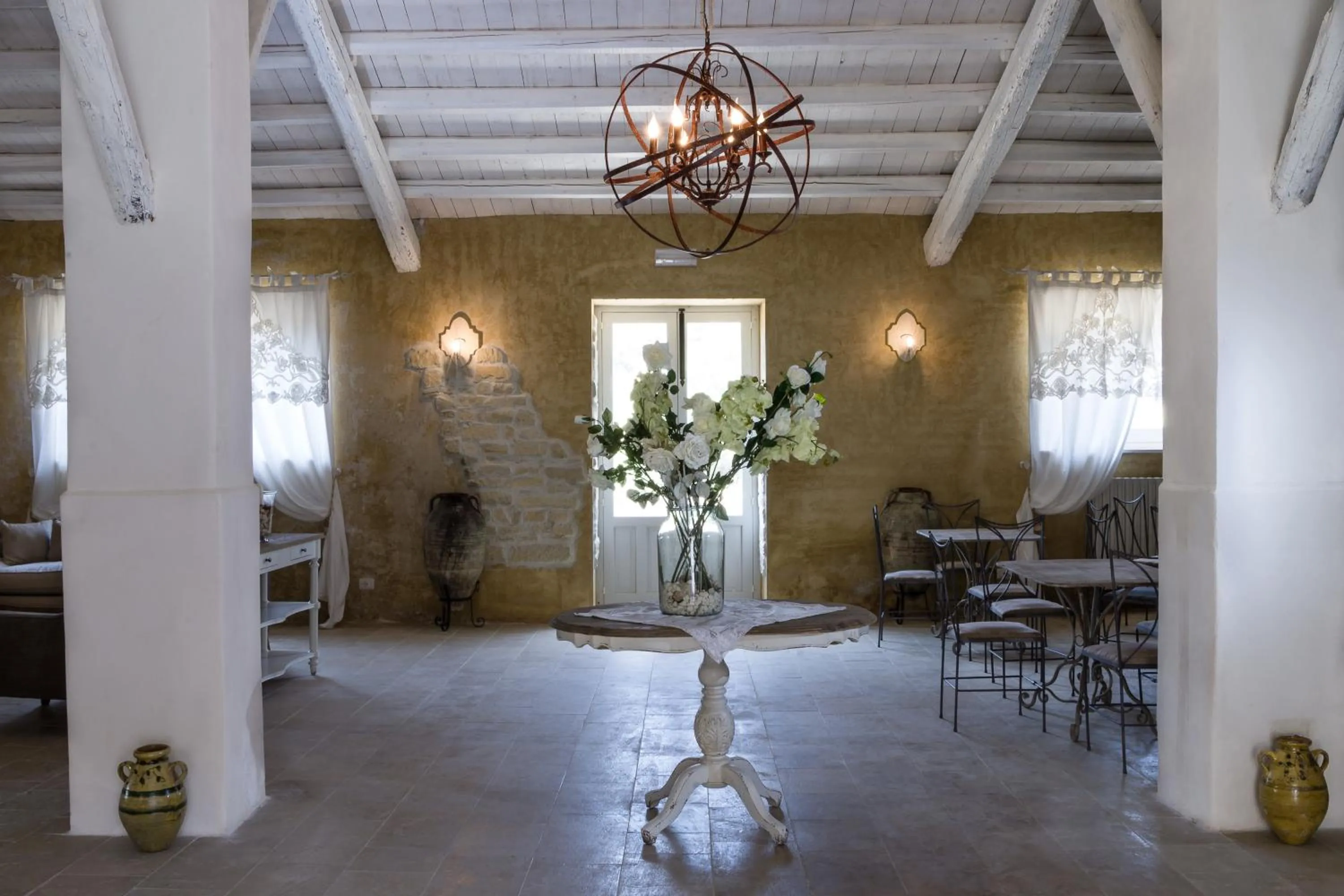 Restaurant/places to eat in Borgo del Carato