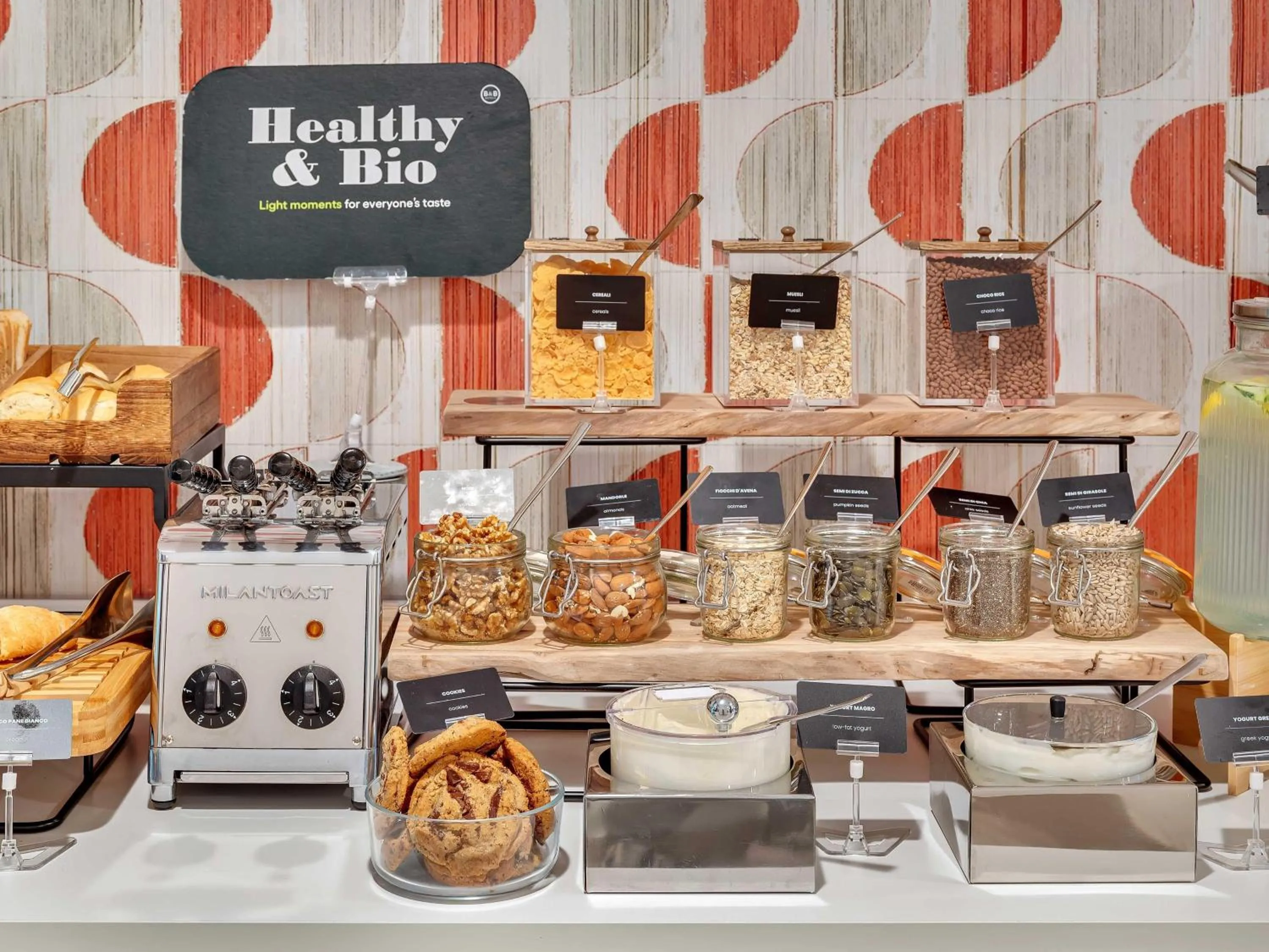 Restaurant/places to eat in B&B Hotel Bergamo City