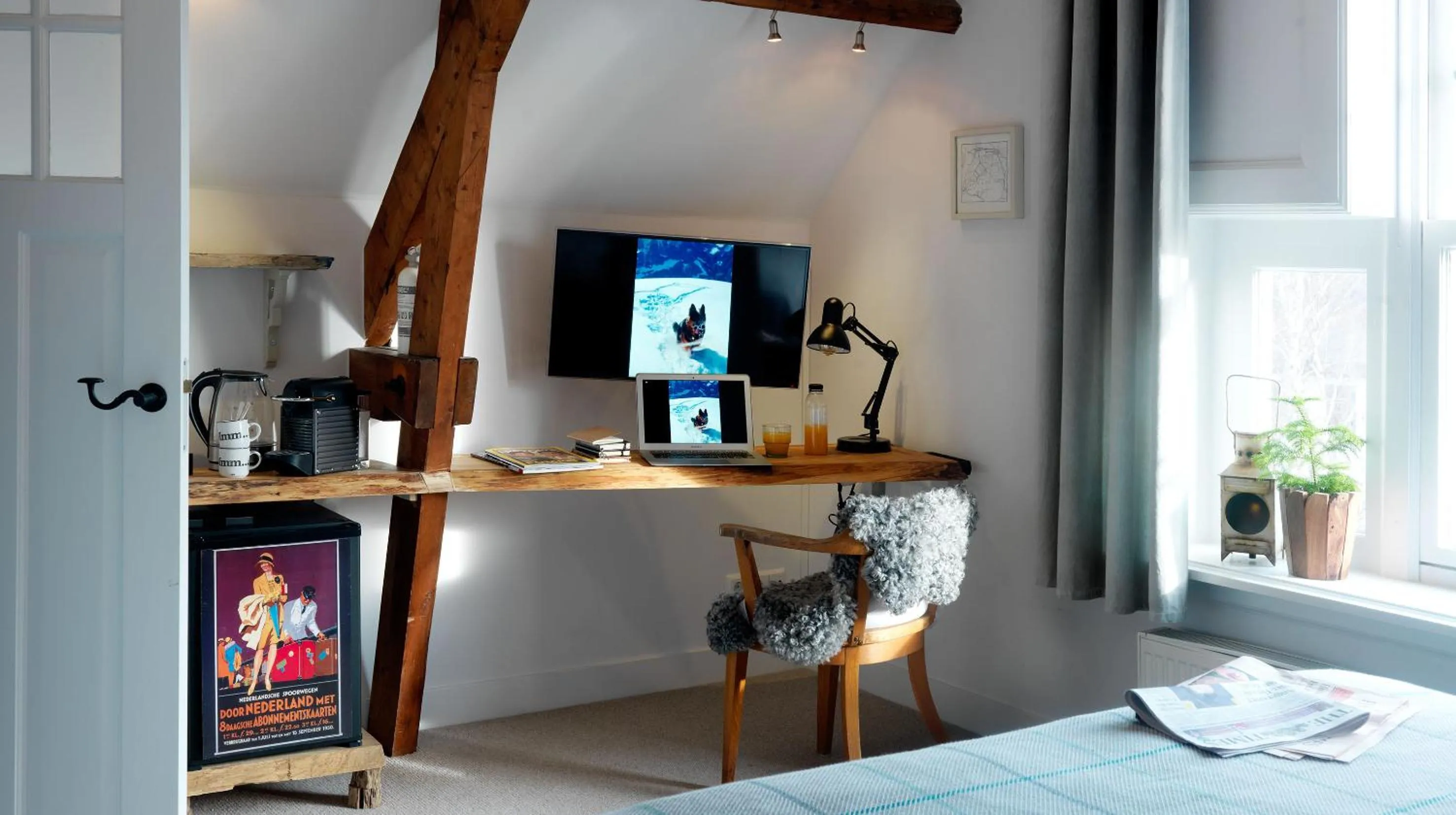 Bedroom, Bed in Hotel Station Amstelveen