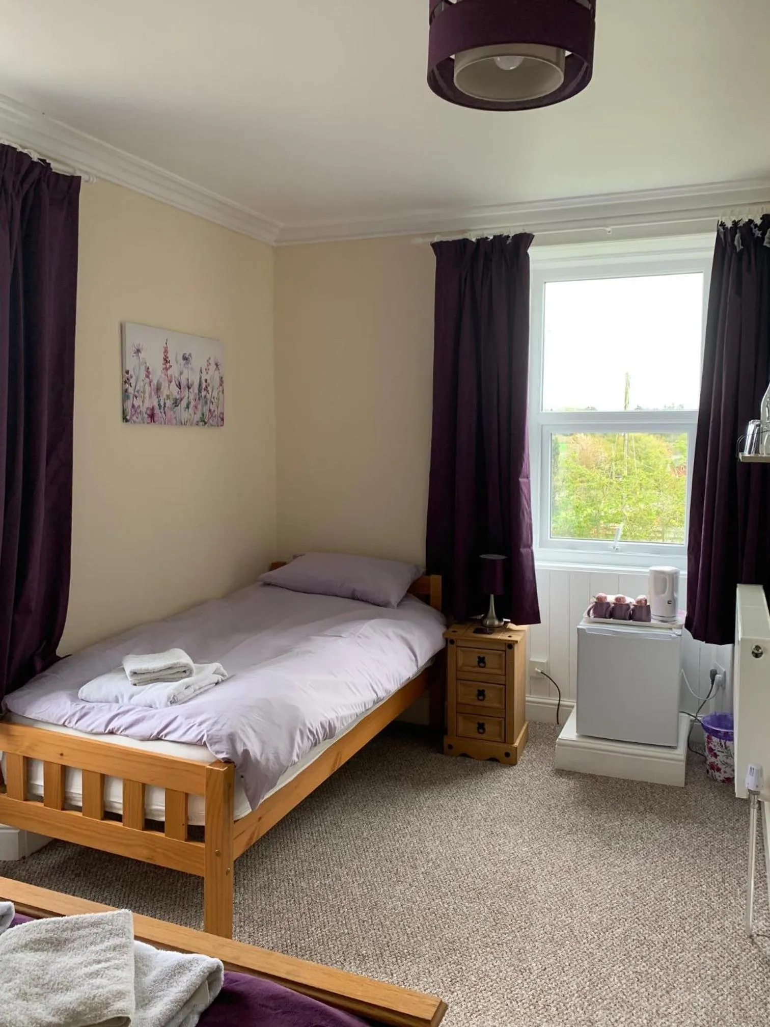 Bedroom, Bed in The Village Inn