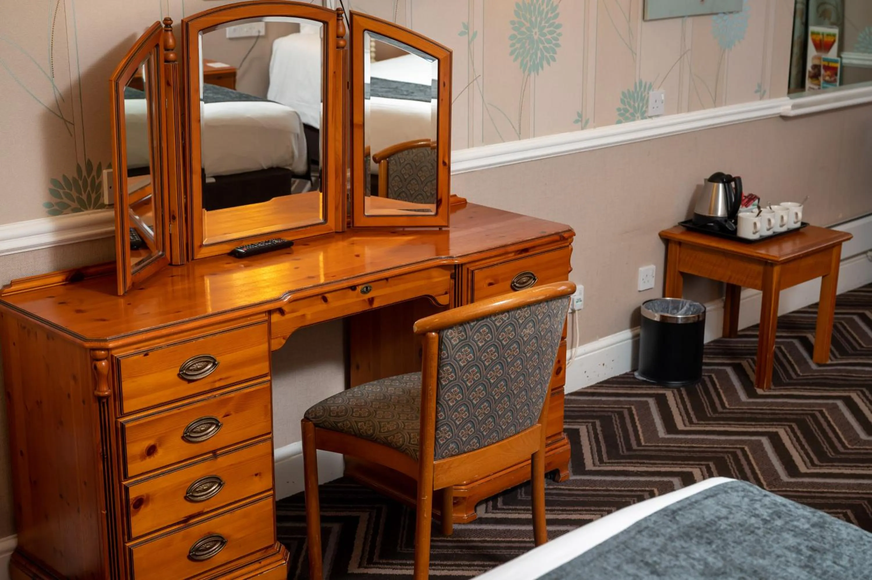 Bed in Bridge Inn By Greene King Inns