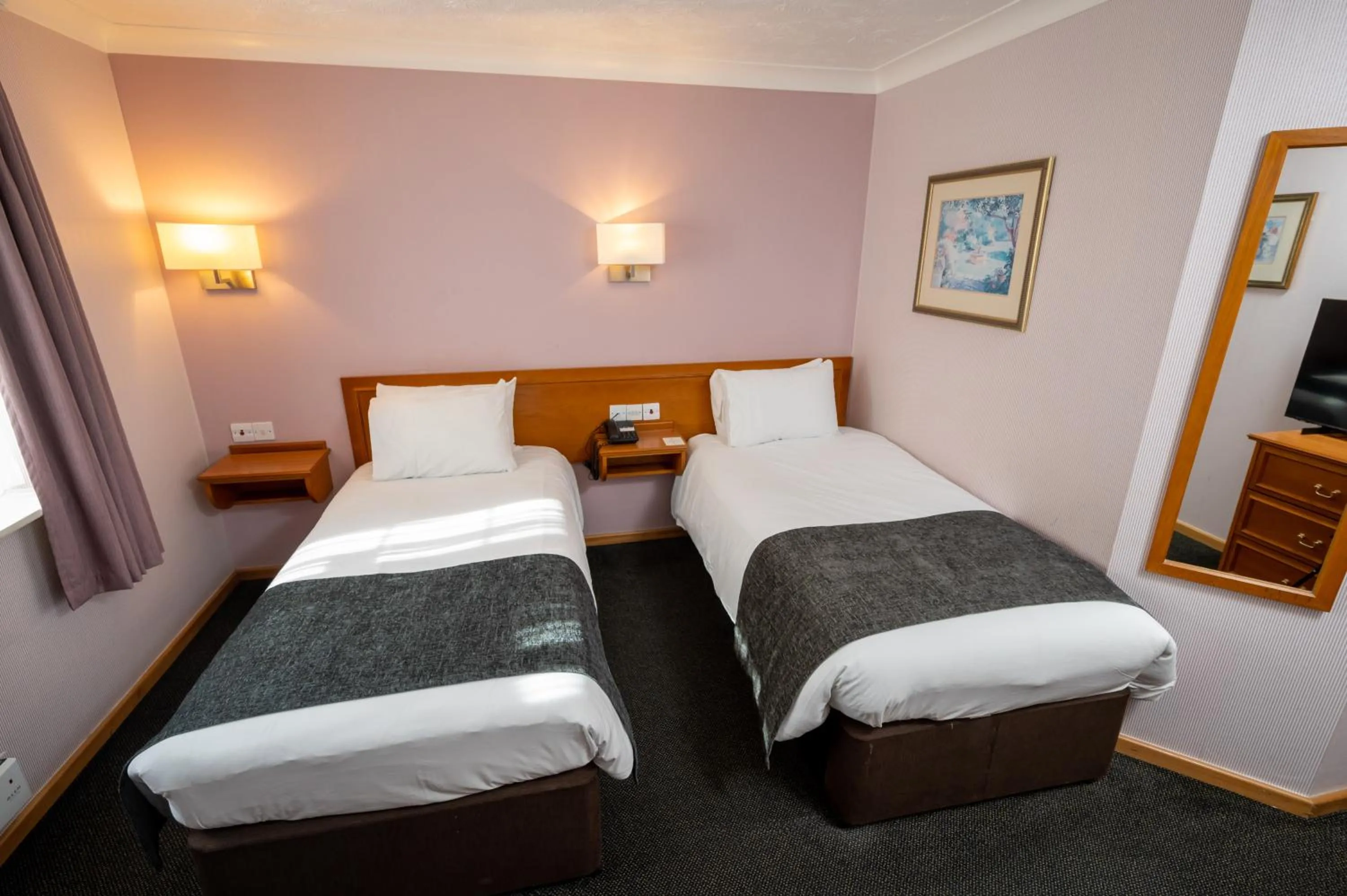 Bed in Bridge Inn By Greene King Inns