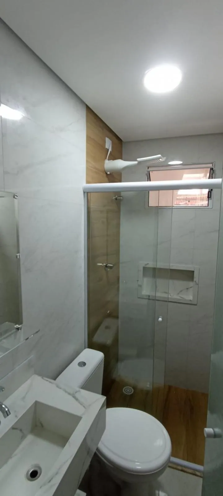 Shower in Hotel New Space