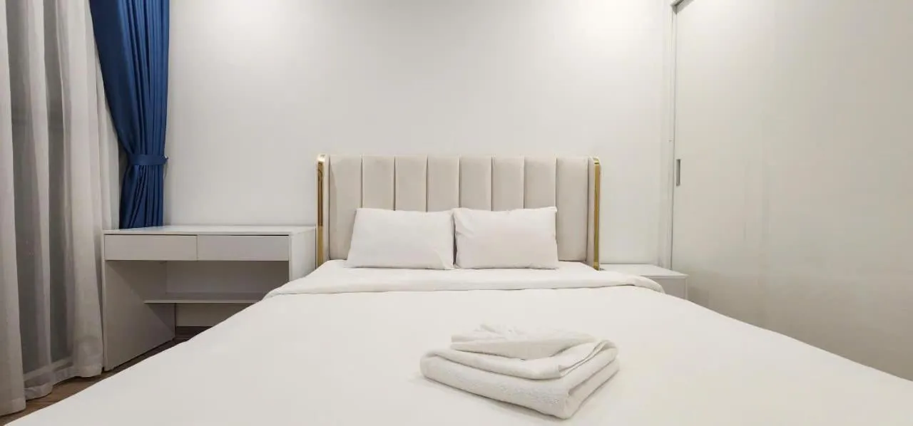 Bed in Vinhomes Skylake