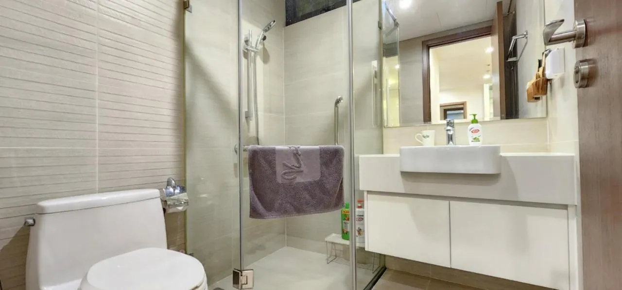 Shower in Vinhomes Skylake