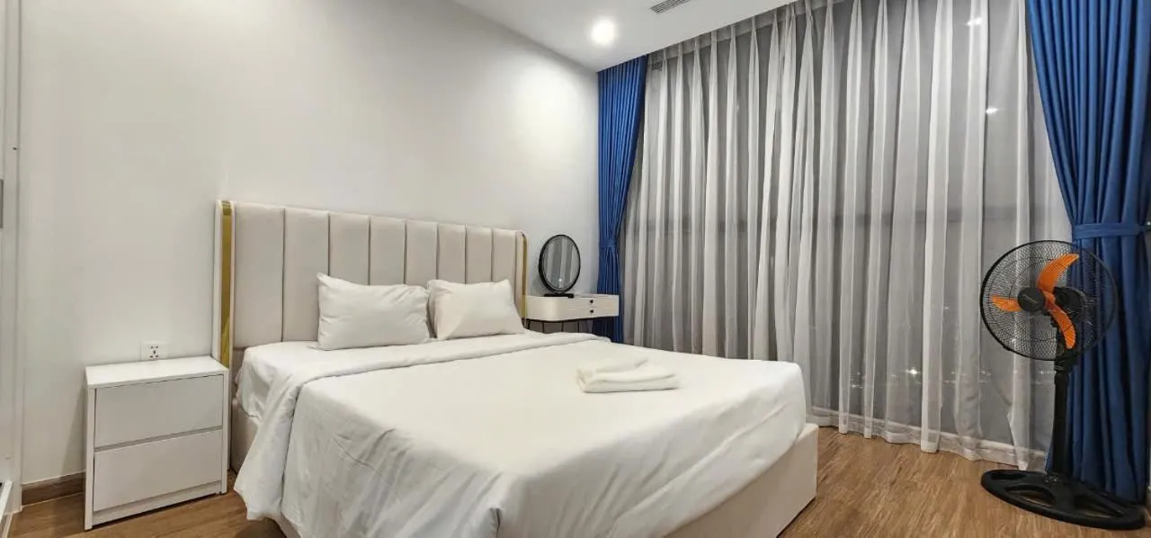 Bed in Vinhomes Skylake