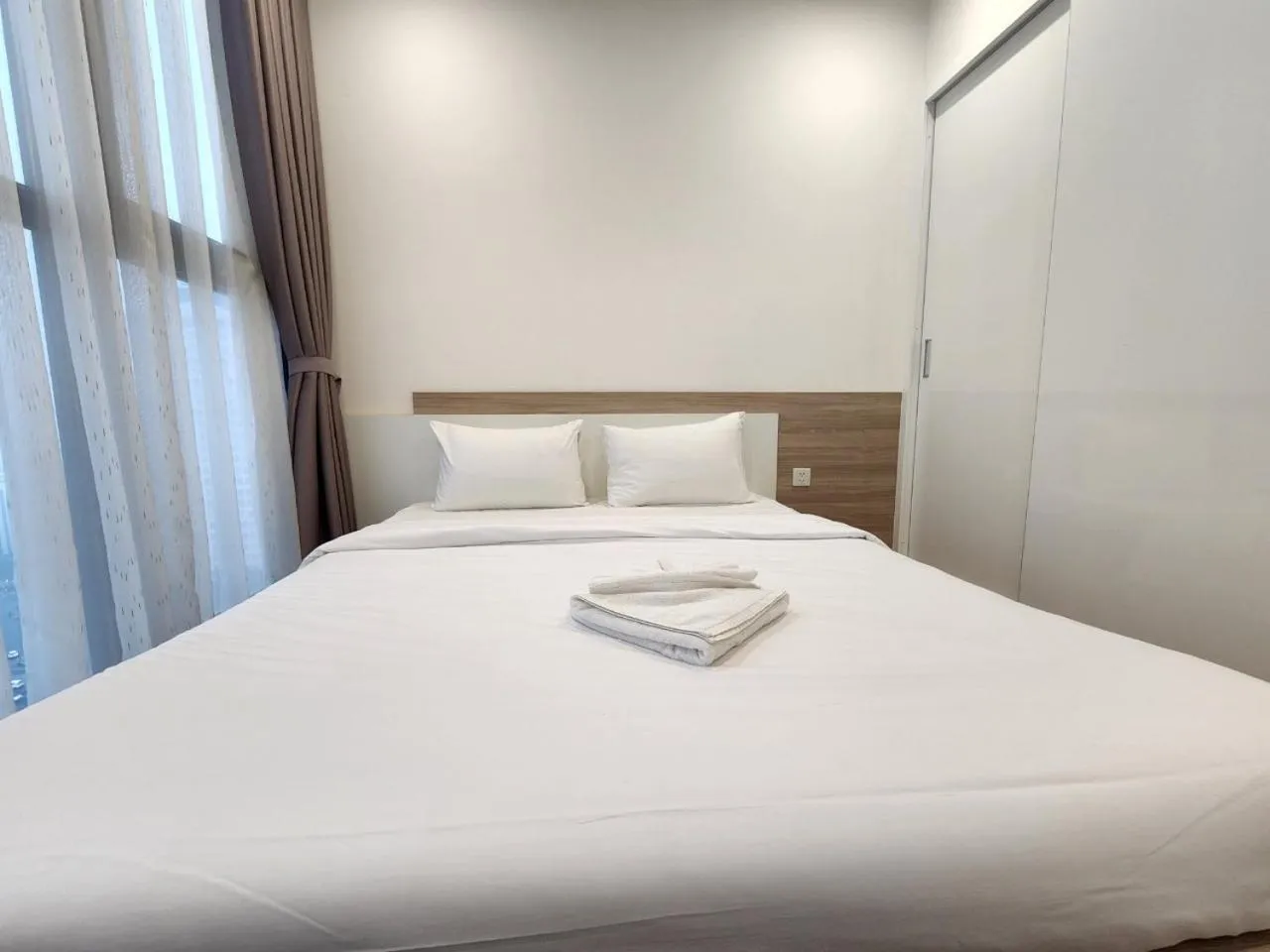 Bed in Vinhomes Skylake