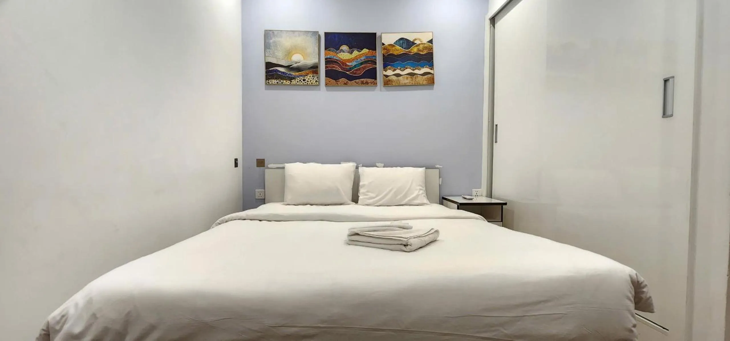 Bed in Vinhomes Skylake