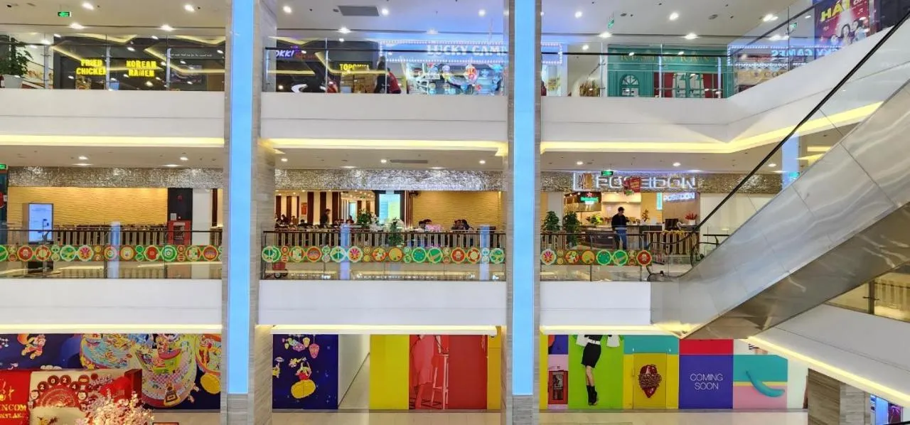 Restaurant/places to eat in Vinhomes Skylake