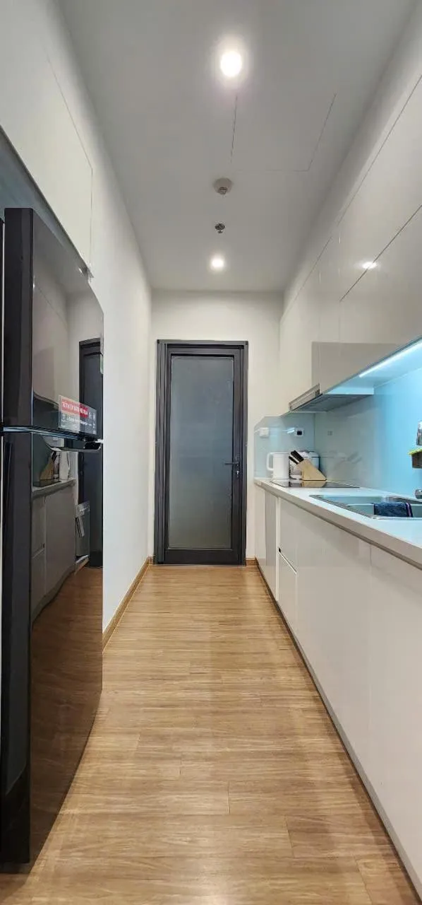 Kitchen or kitchenette in Vinhomes Skylake