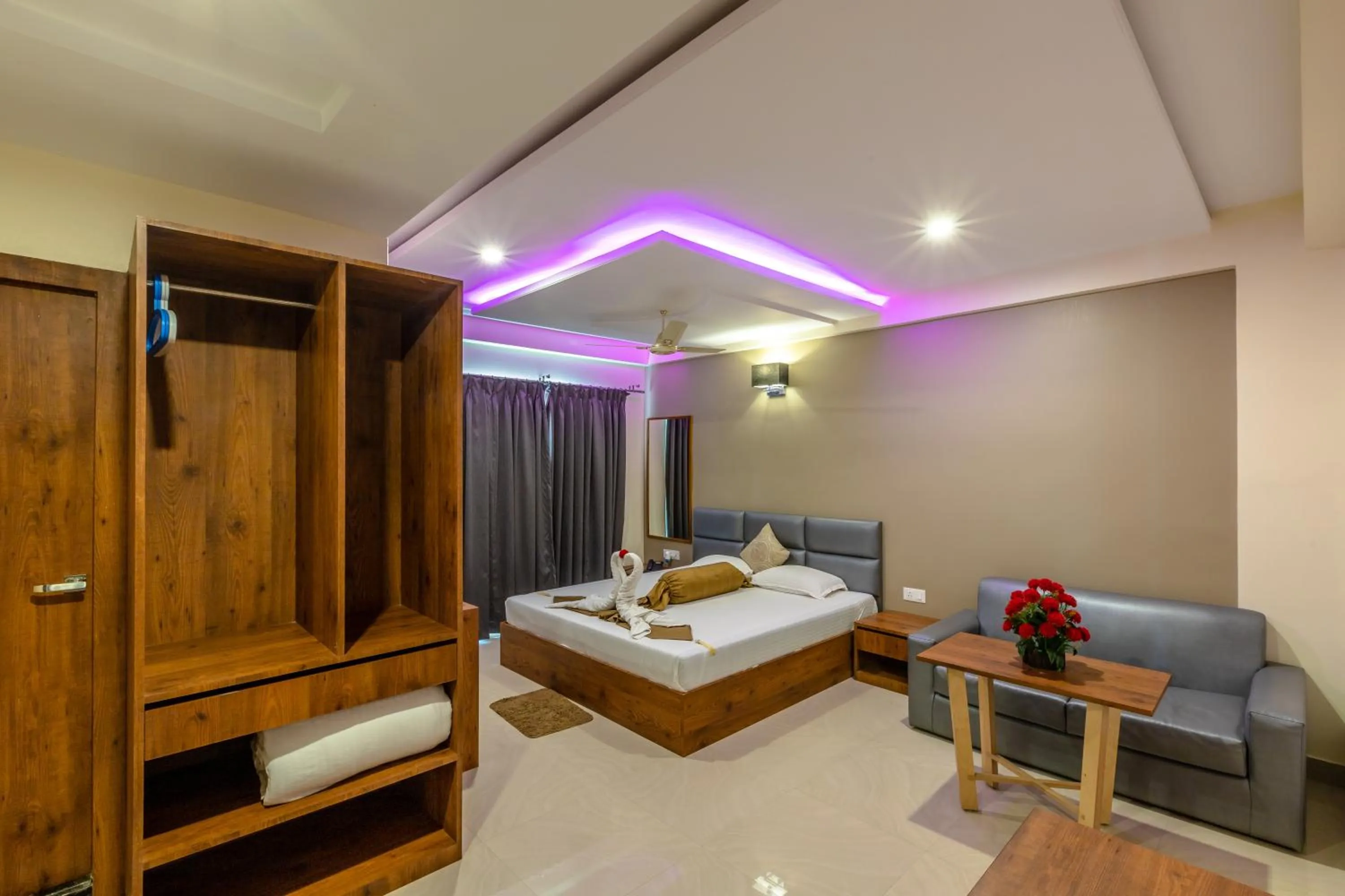 Bed in The Piku's Inn