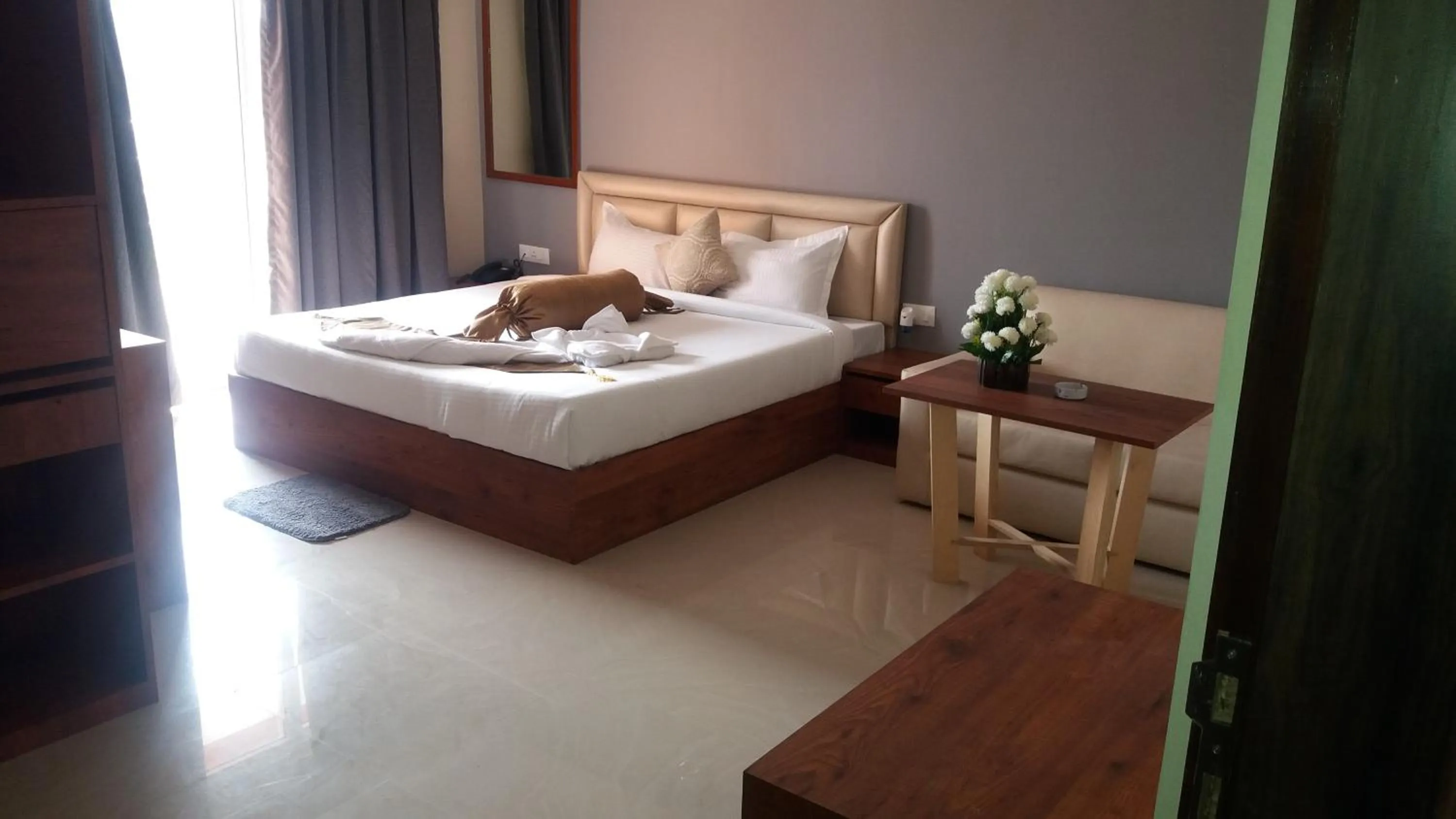 Bedroom, Bed in The Piku's Inn