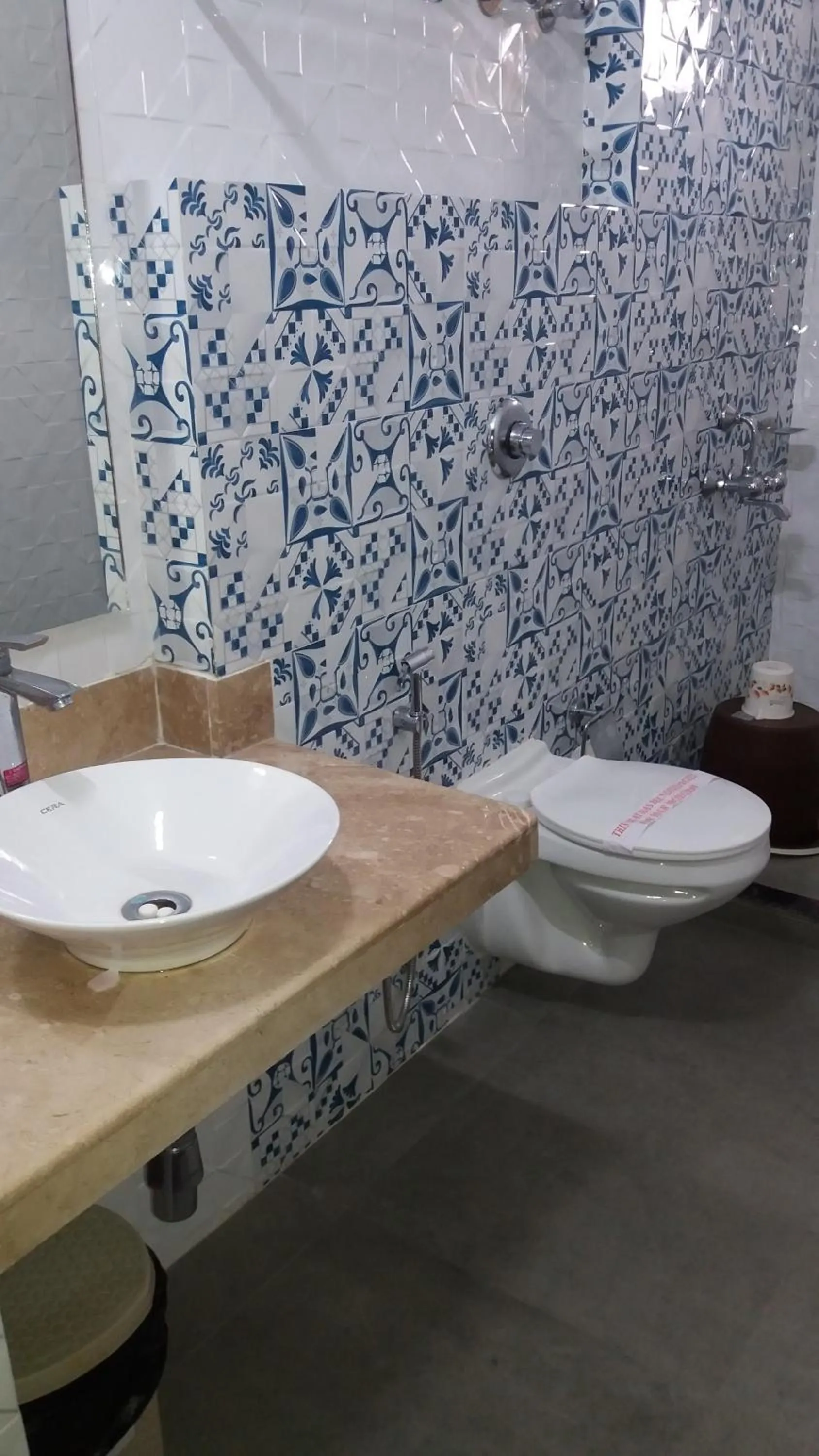 Bathroom in The Piku's Inn