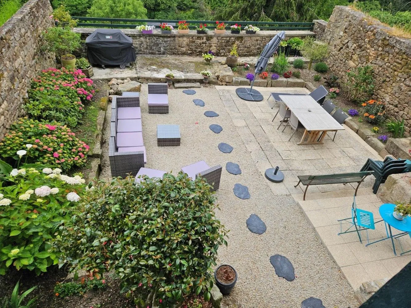 Patio in LA GARDE DUCALE