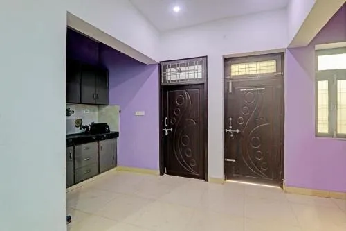 Lobby or reception in Hotel O Jankipuram Paradise Hotel
