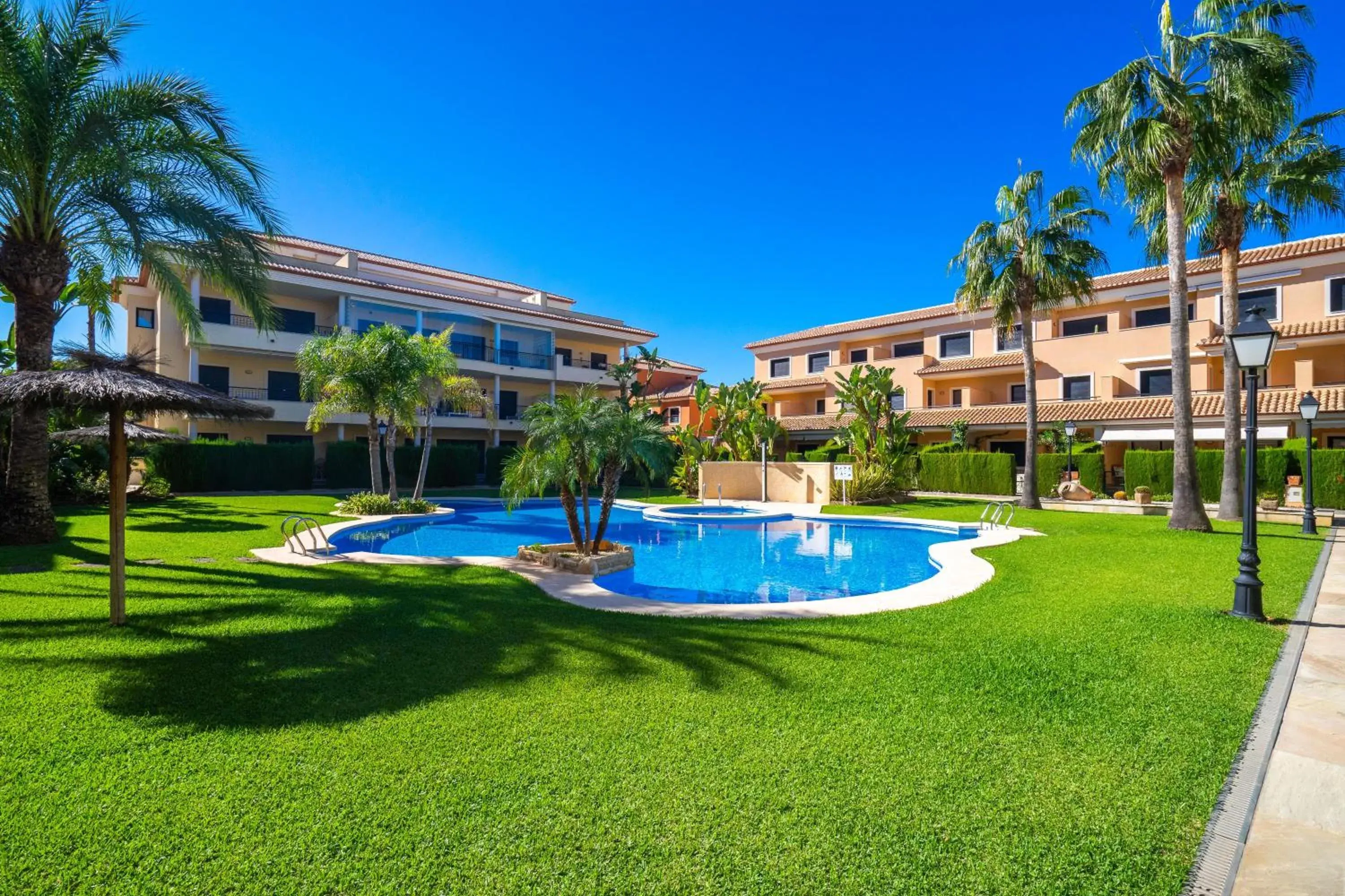 Jardines de Niza by Aguilarent Jardines de Niza by Aguilarent