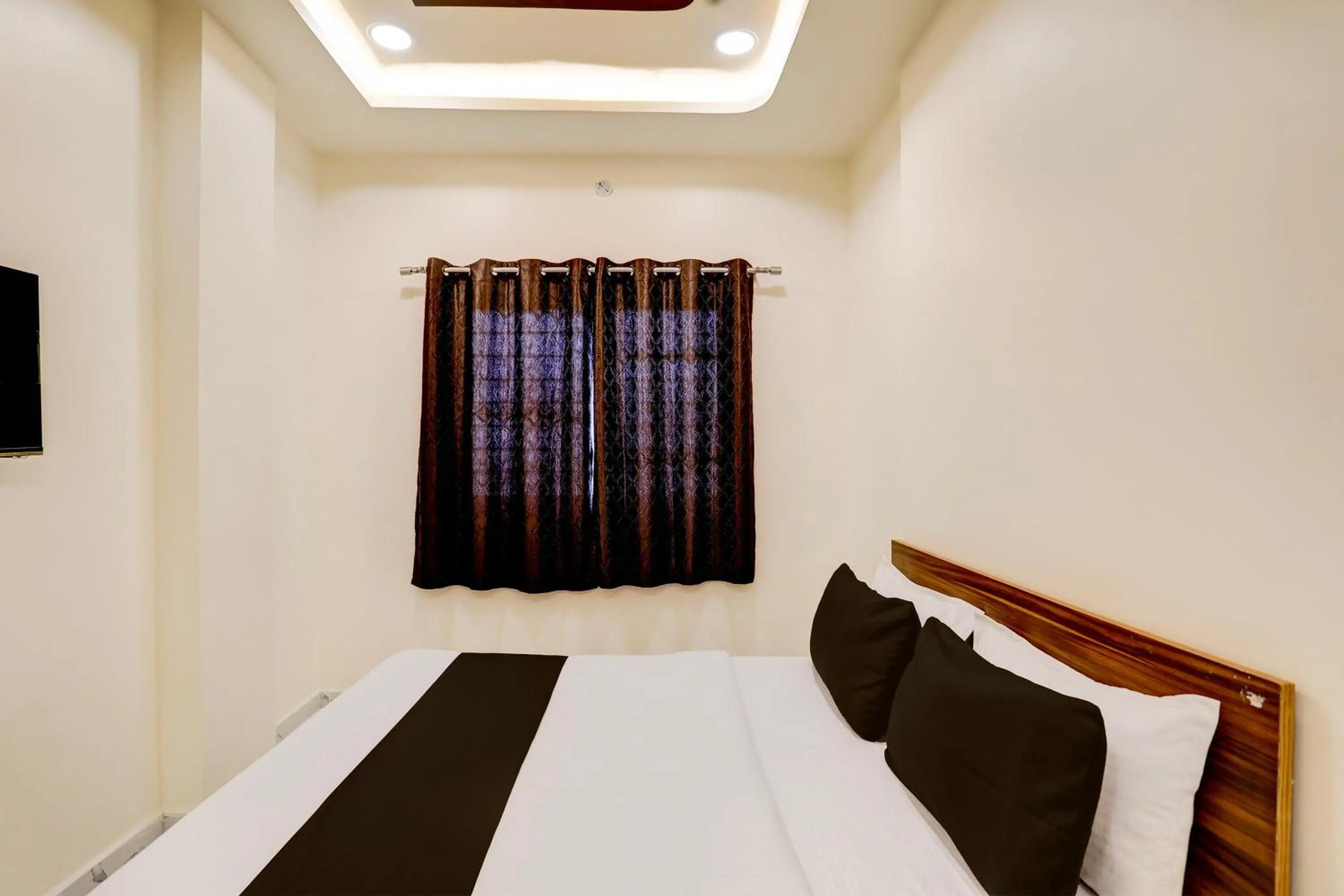 Bedroom, Bed in Hotel O highway blues