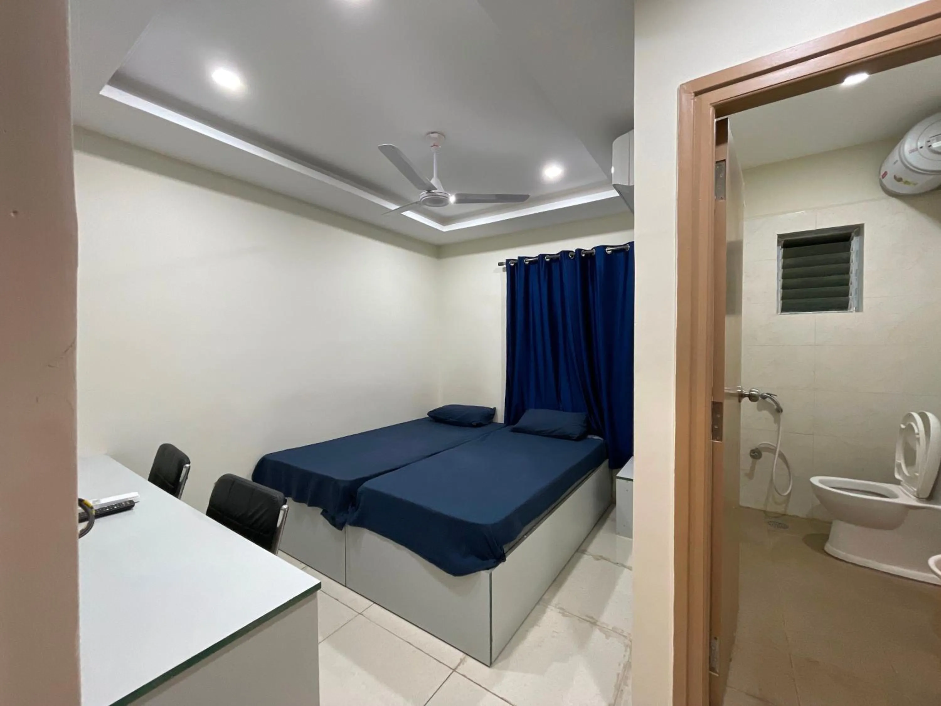 Bedroom in Hotel O Helloworld tech view