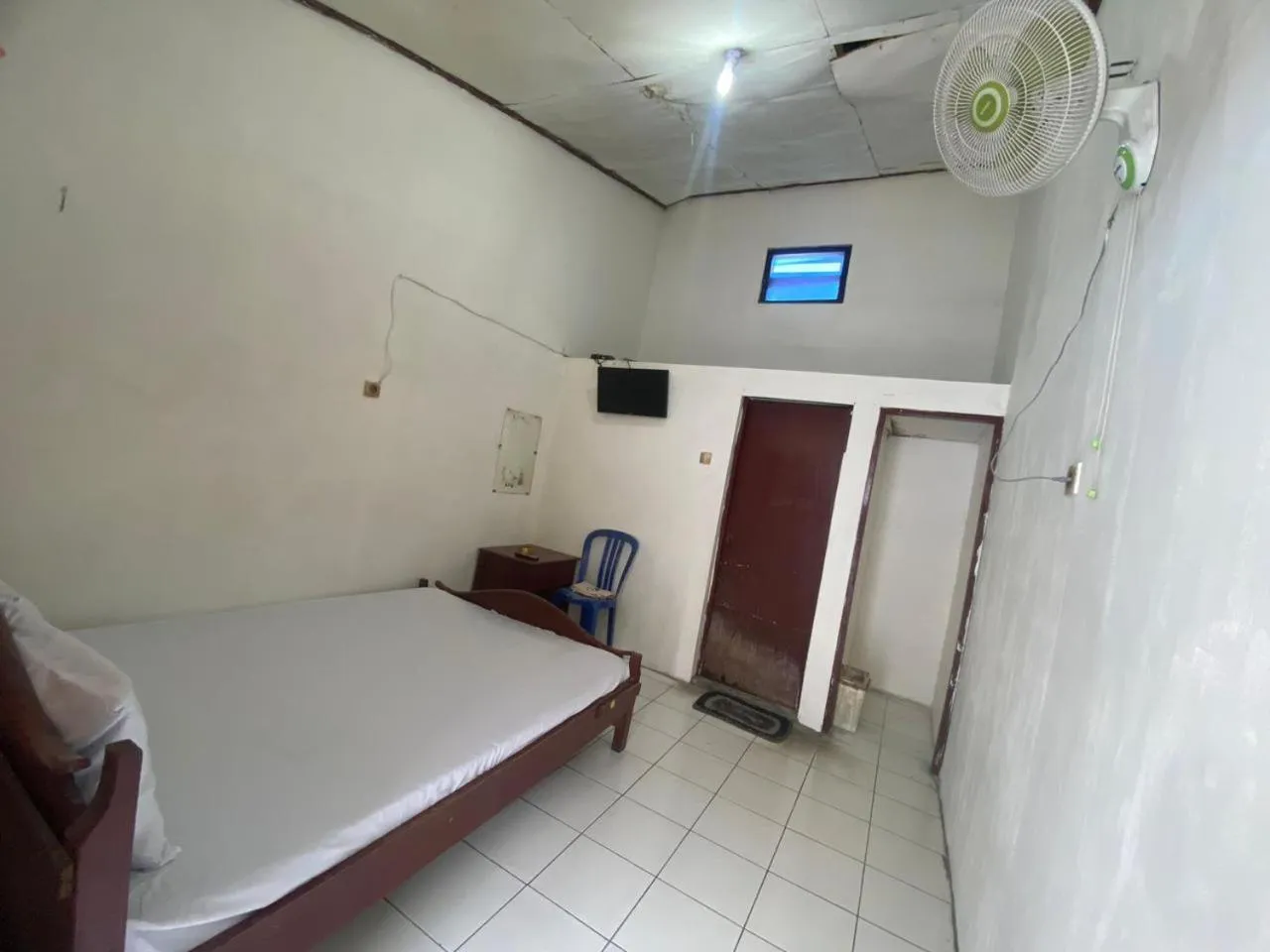 Bedroom, Bed in Hotel O Kenanga 1