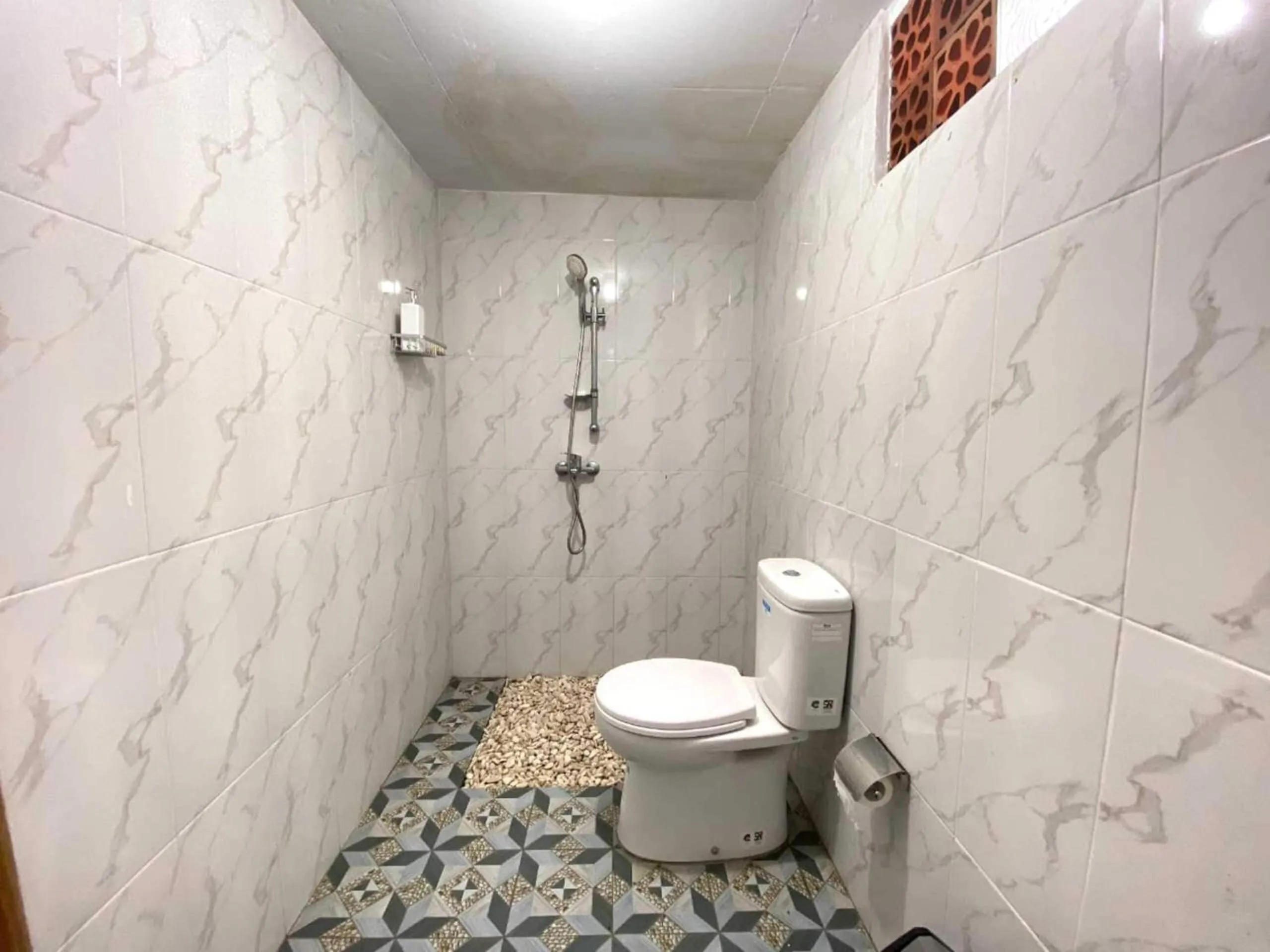 Bathroom in Belvilla Serene Paradise Resort Batur Hot Spring