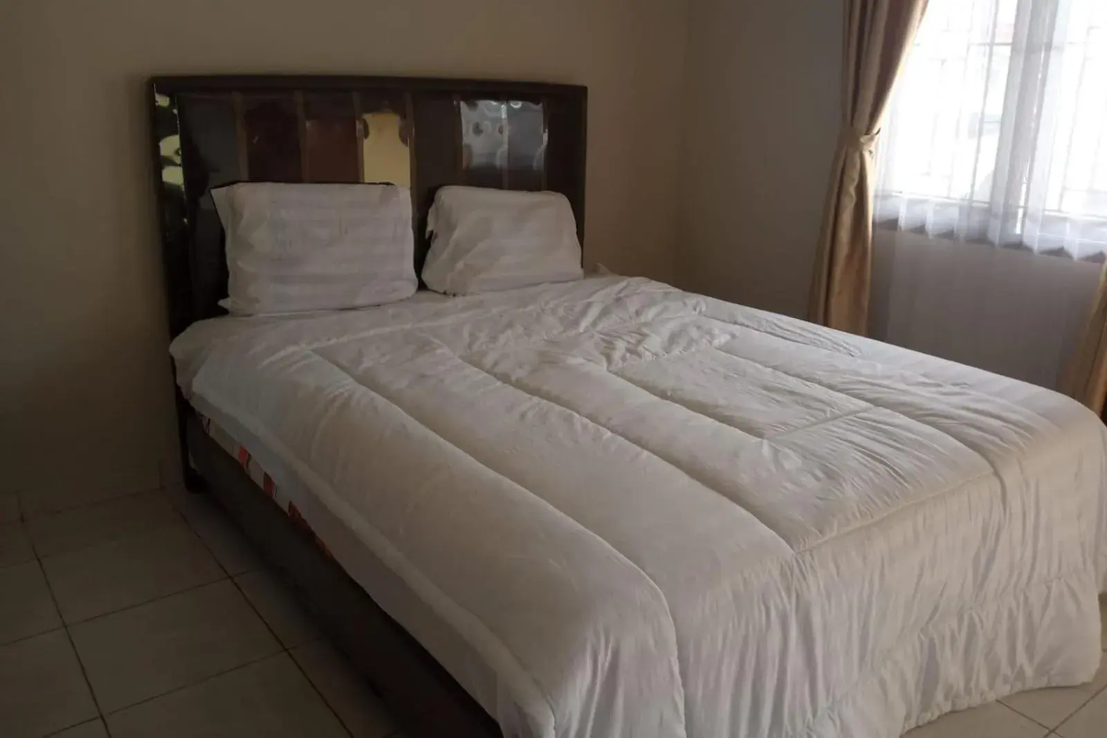 Standard Double Room in Hotel O Fathir Homestay SyariahNearRM Raso Situjuah Standard Double Room in Hotel O Fathir Homestay SyariahNearRM Raso Situjuah