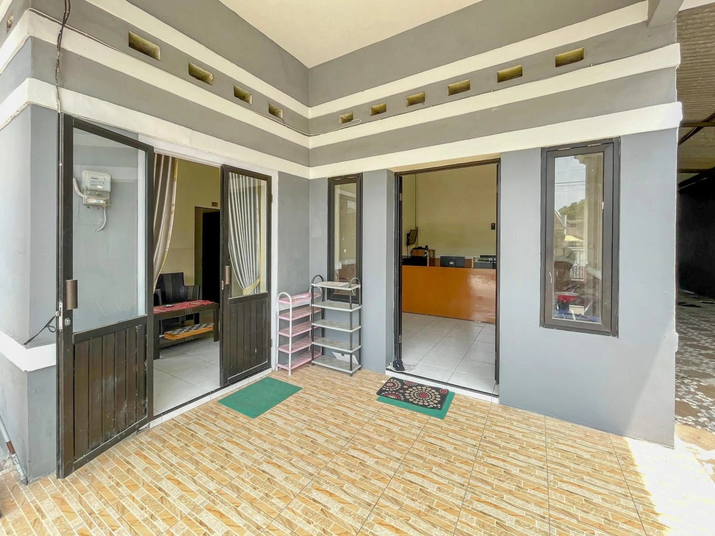 Property building, Bed in Wisma Air Mancur Malang Mitra RedDoorz