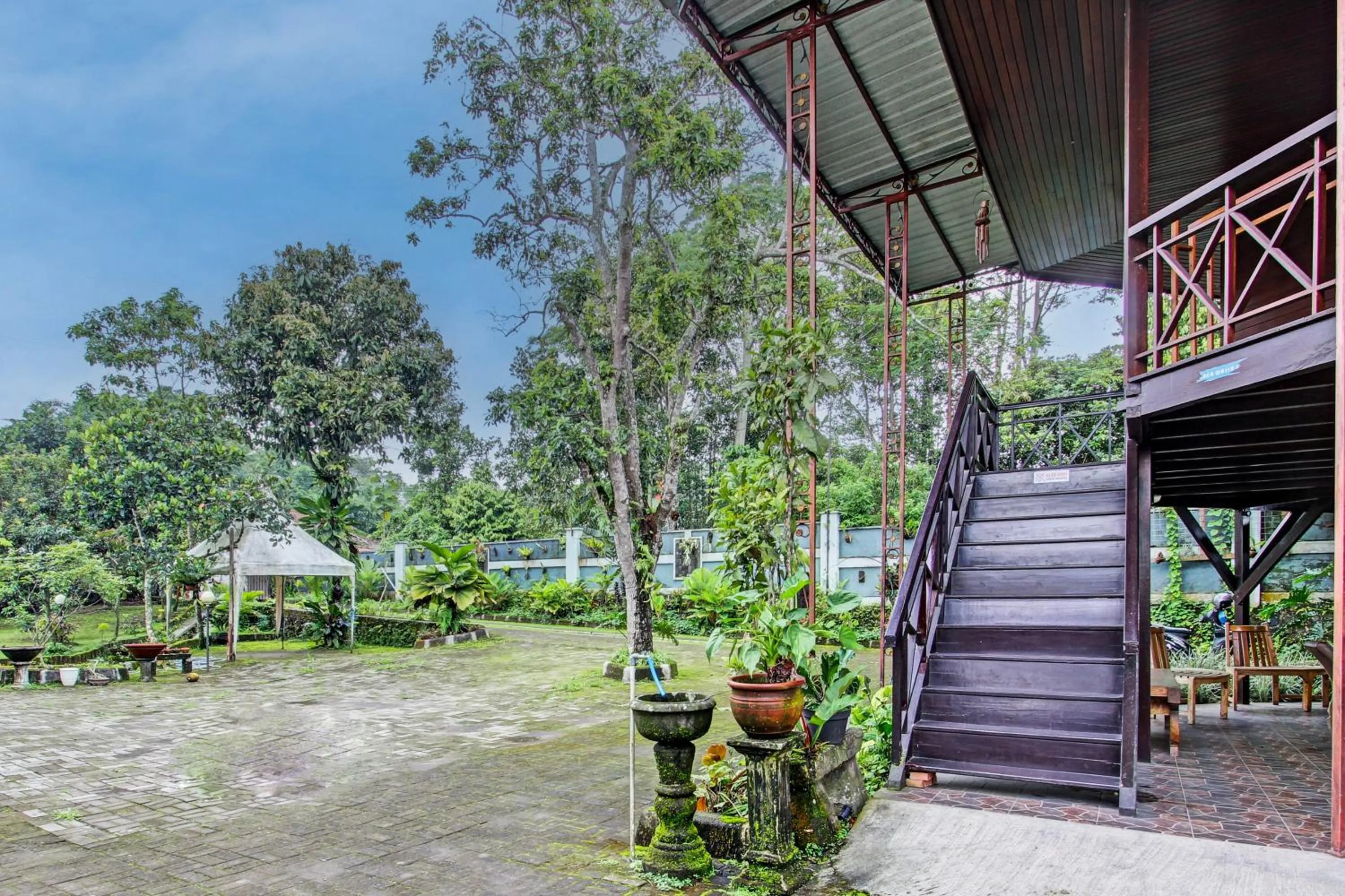 Lobby or reception in Hotel O Puri Adem 86 Syariah BunkbedNearMerapi Golf Club