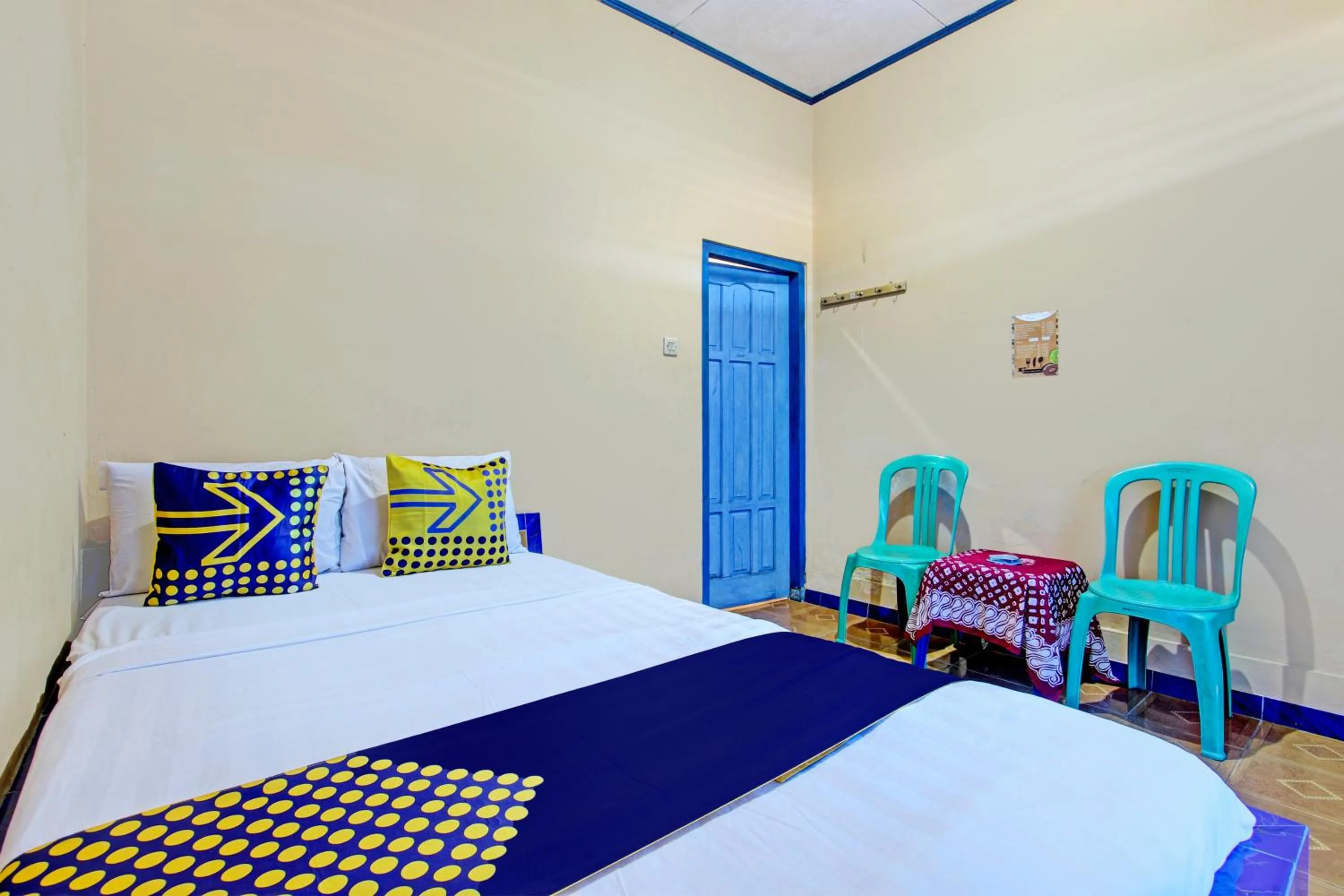 Budget Double Room in SPOT ON 93596 Pondok Wisata Pesona Asri