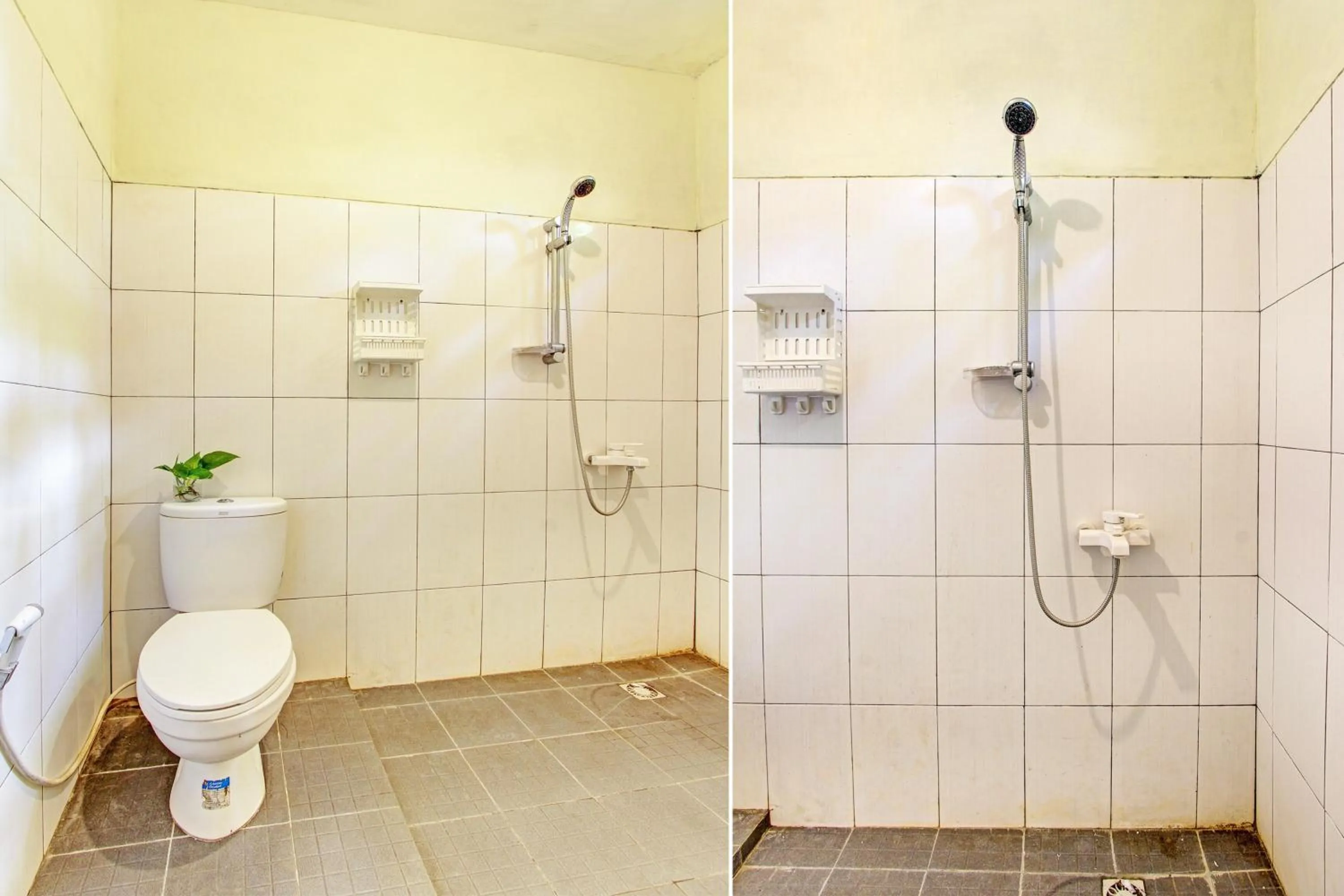 Bathroom in Hotel O Omah Baturan Syariah