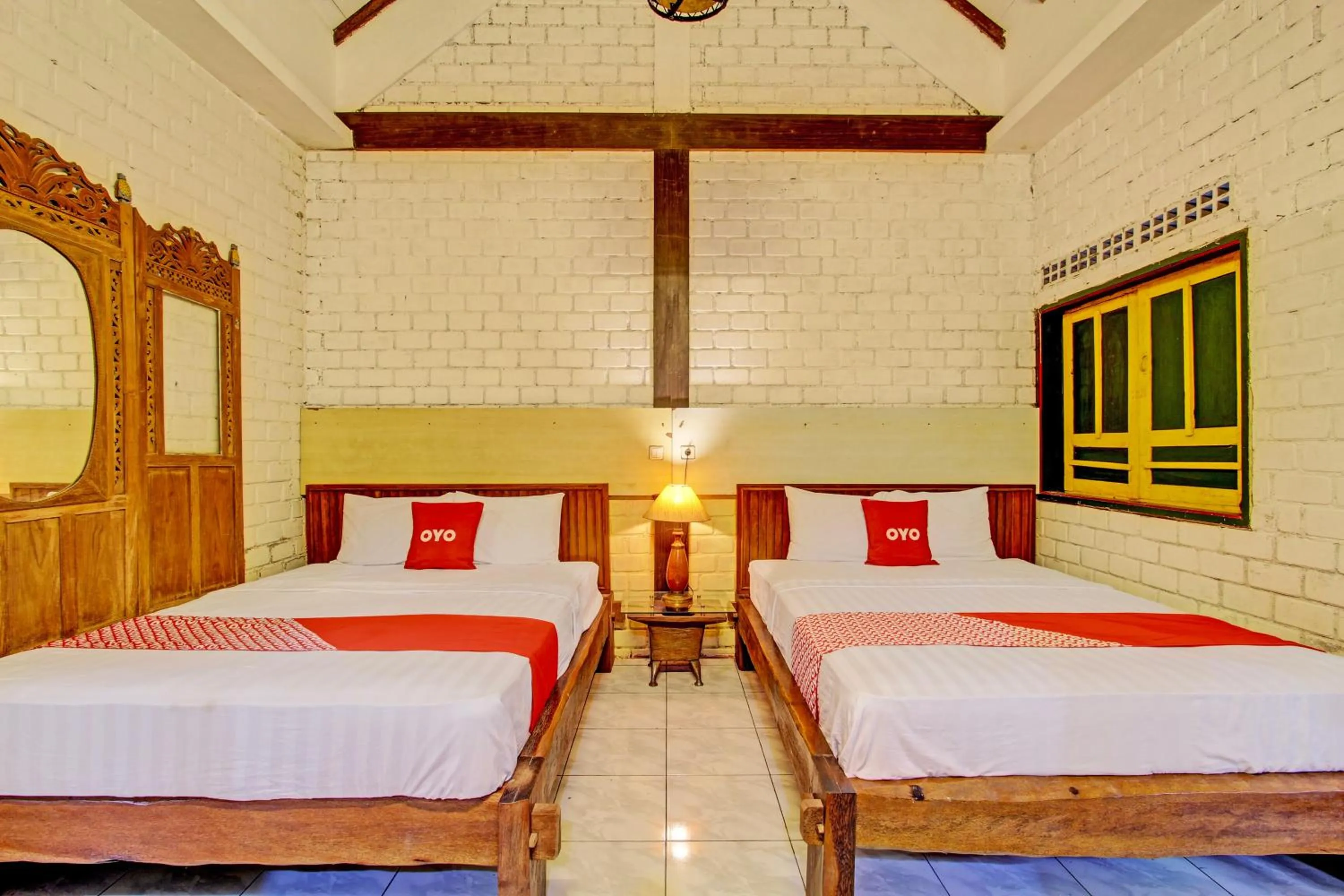 Bedroom in Hotel O Omah Baturan Syariah