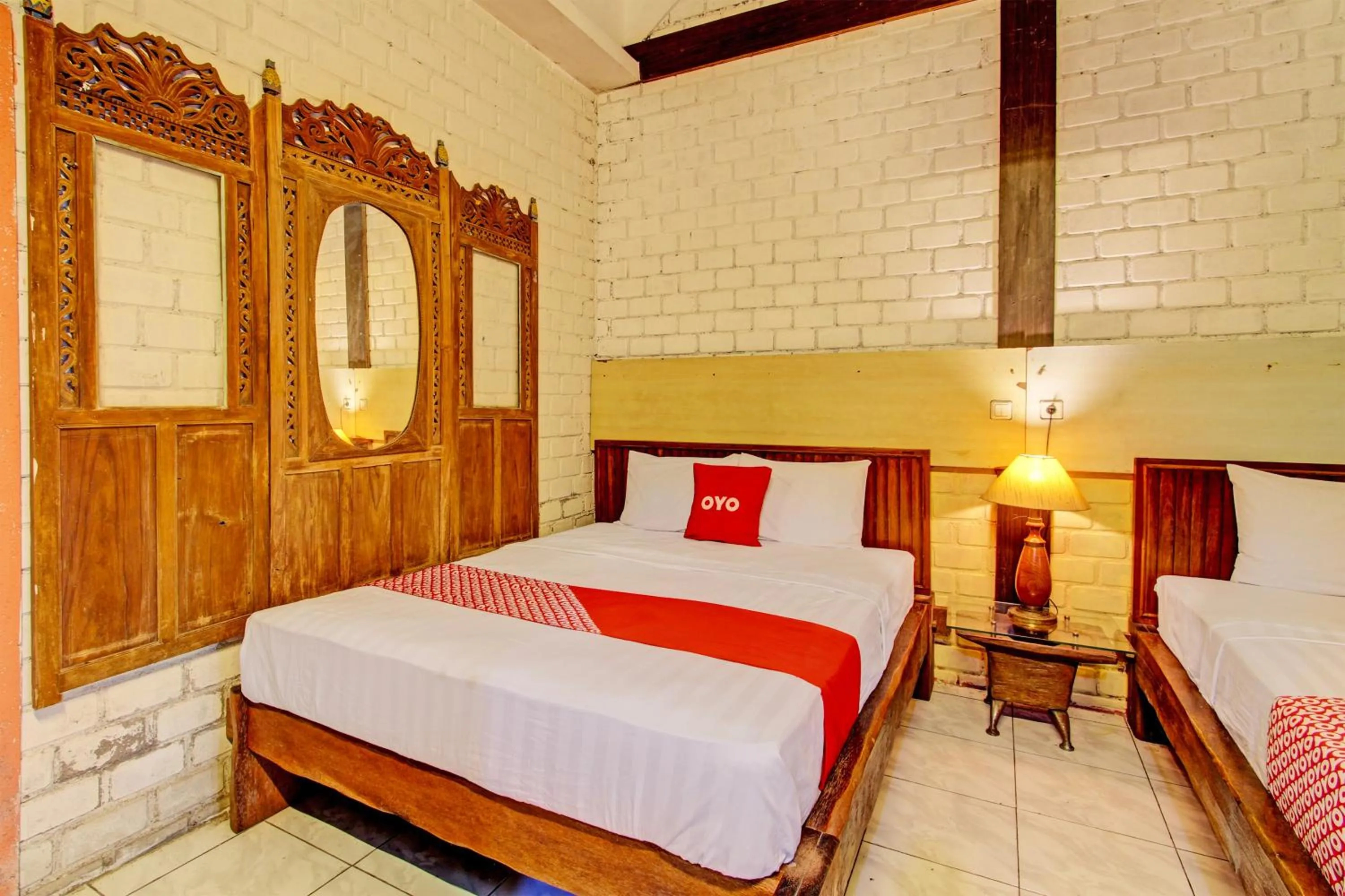 Bedroom in Hotel O Omah Baturan Syariah