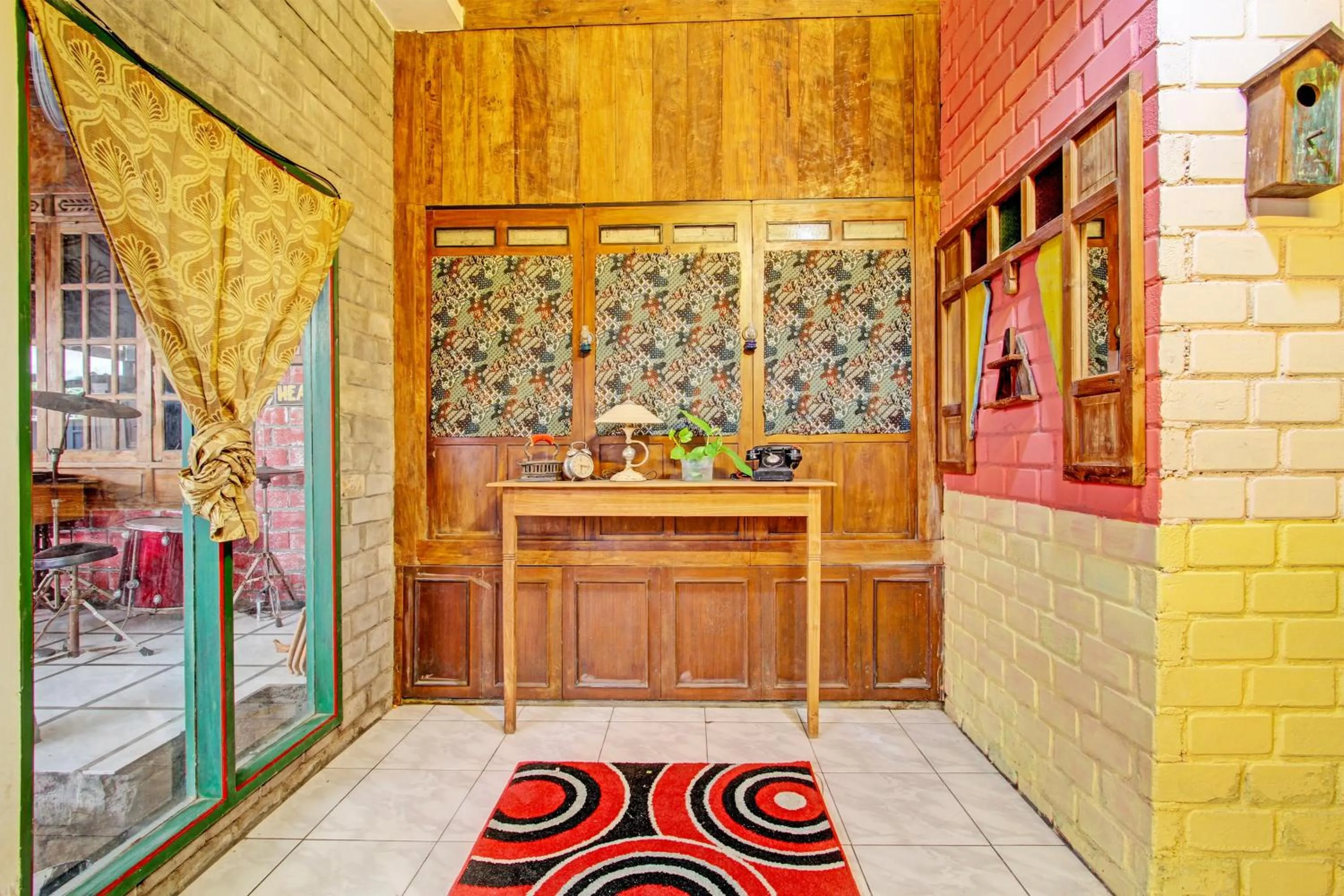 Bedroom in Hotel O Omah Baturan Syariah
