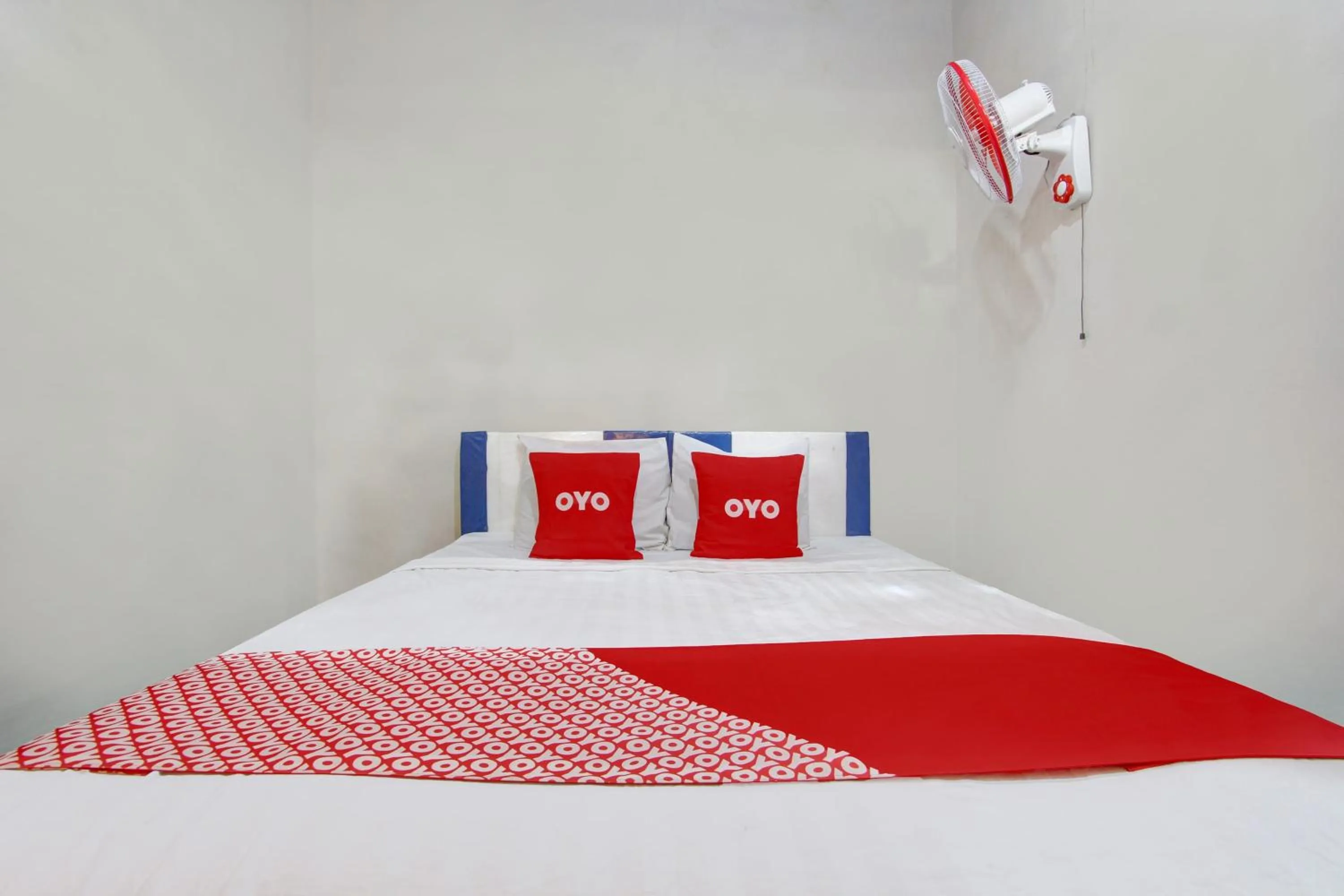 Bedroom, Bed in Hotel O Homestay Bambu Oerip Syariah