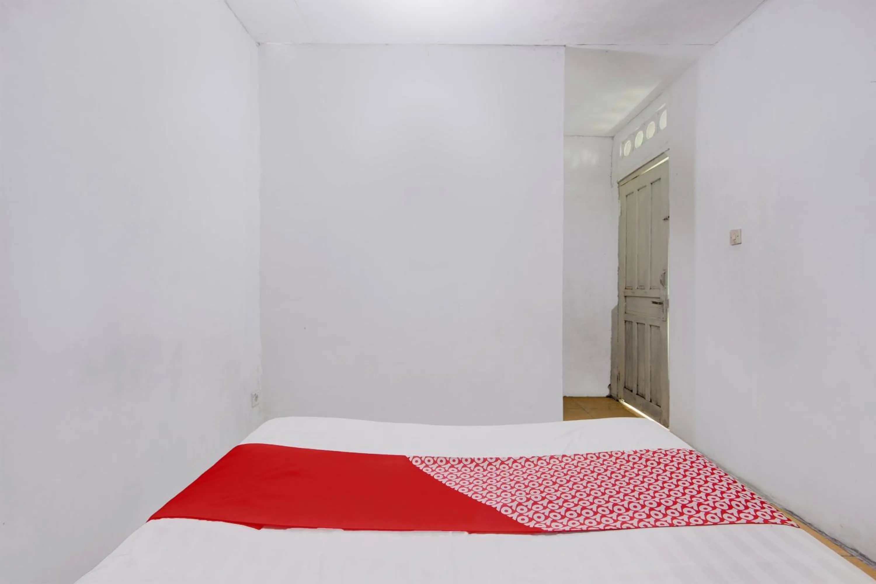 Bedroom, Bed in Hotel O Homestay Bambu Oerip Syariah